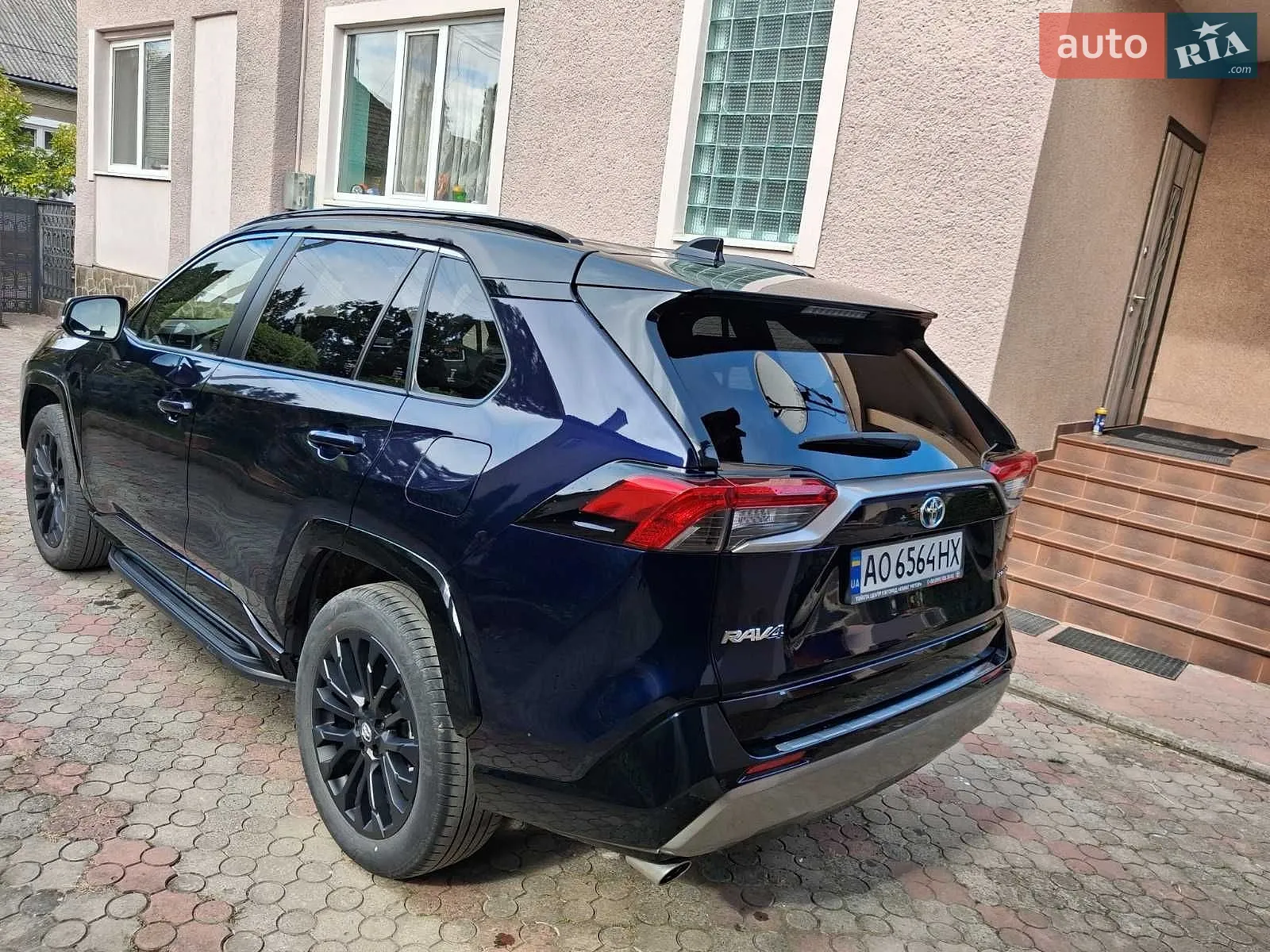 Toyota RAV4, 2023