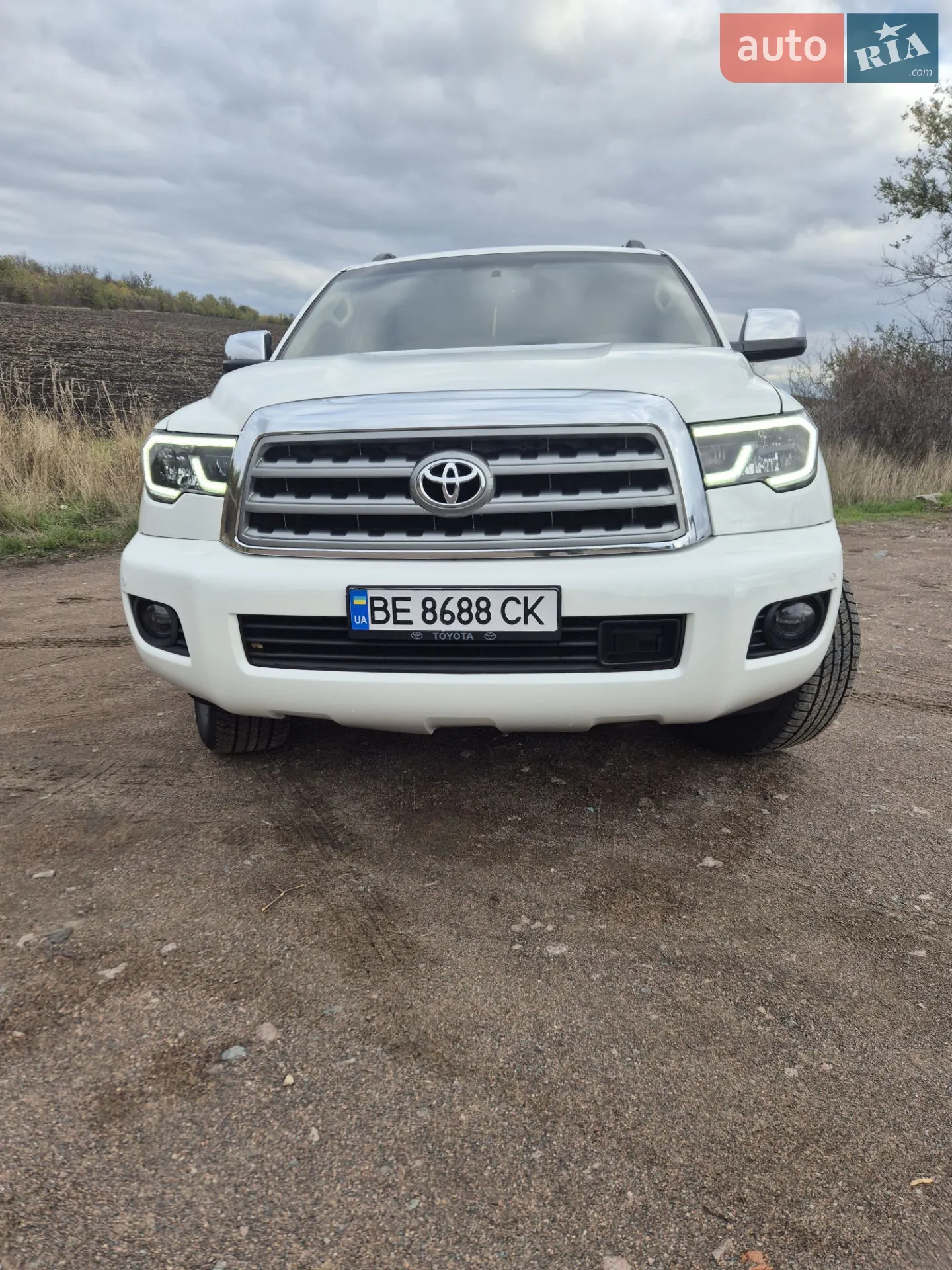 Toyota Sequoia, 2011