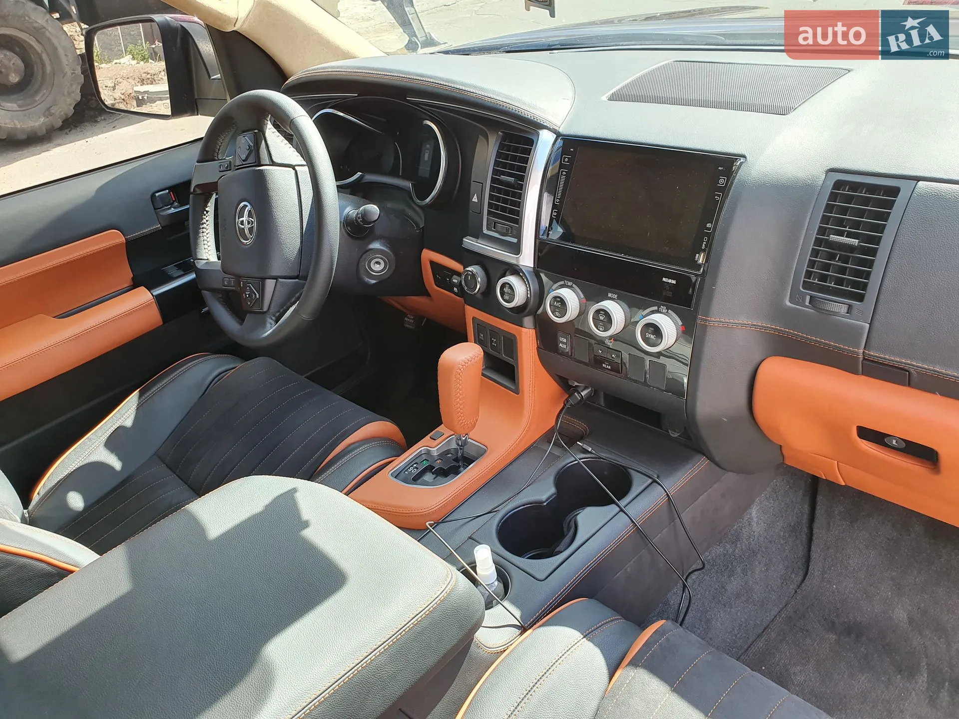Toyota Sequoia, 2017