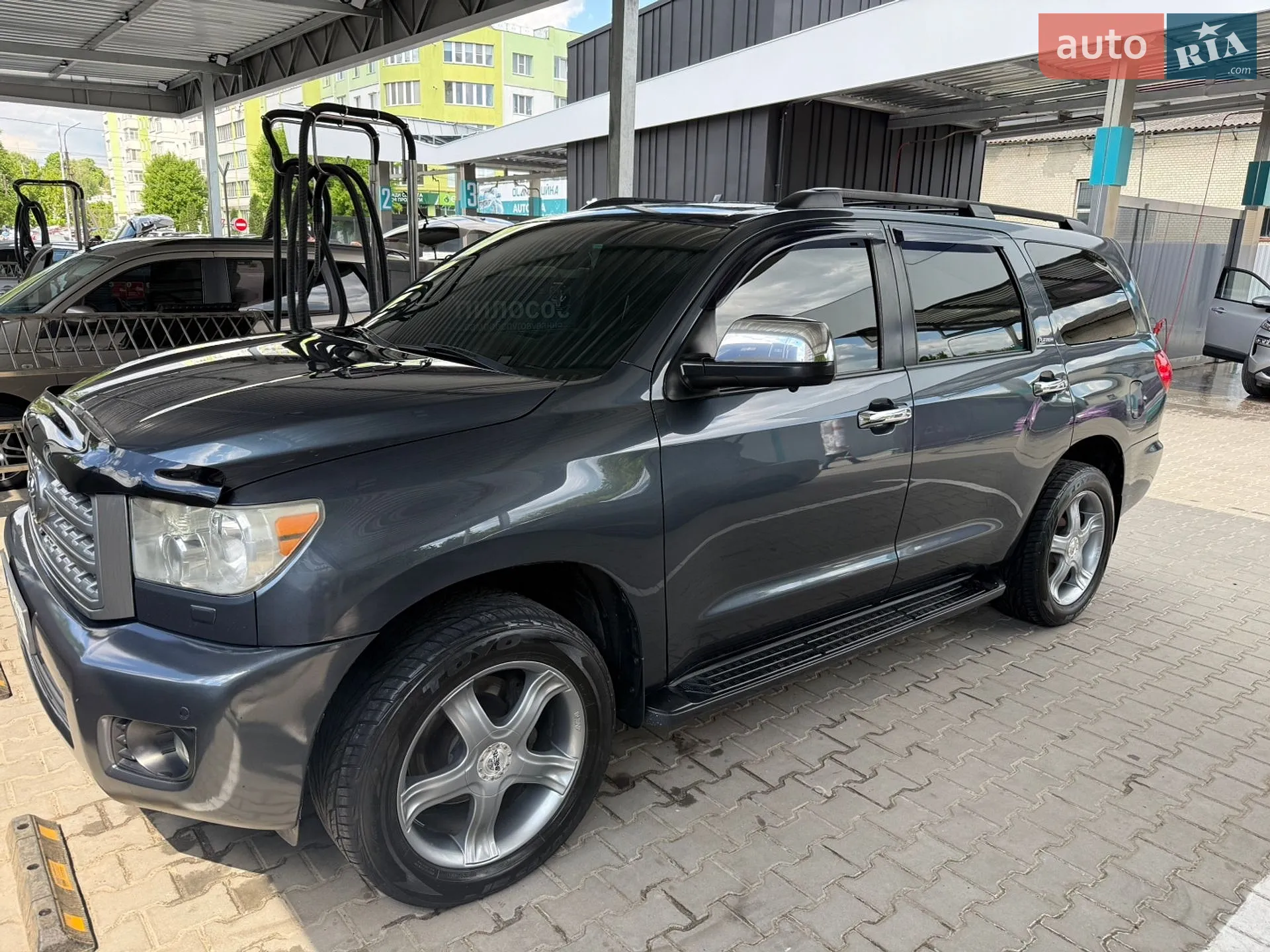 Toyota Sequoia, 2008
