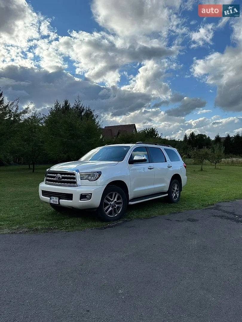 Toyota Sequoia, 2014
