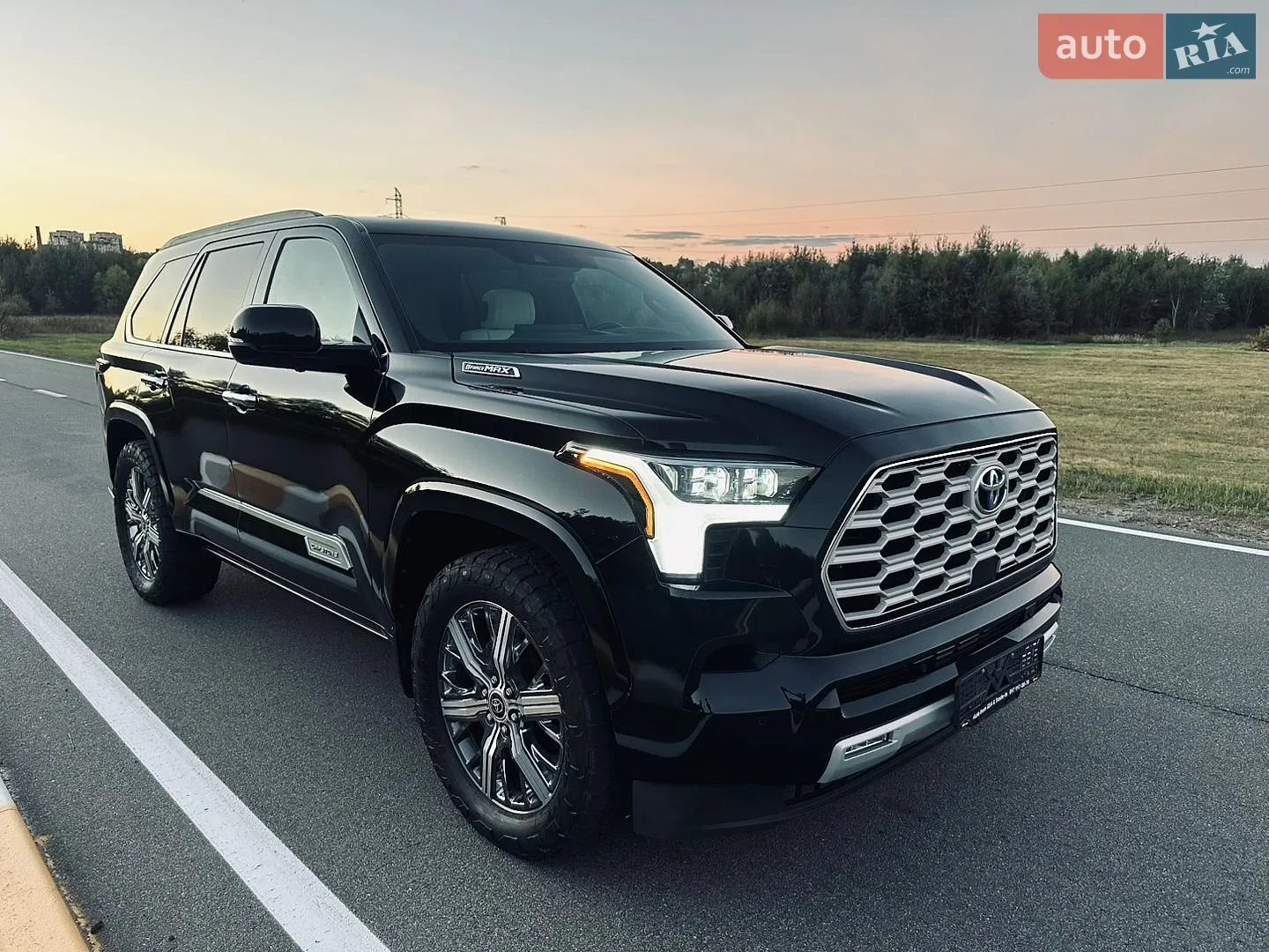 Toyota Sequoia, 2023