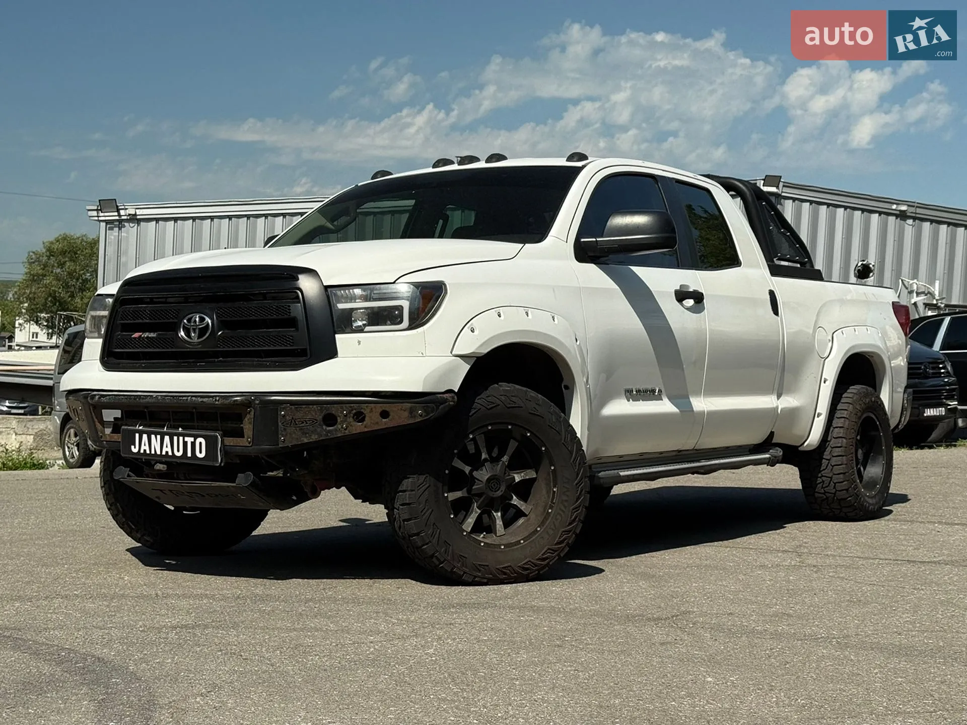 Toyota Tundra, 2010