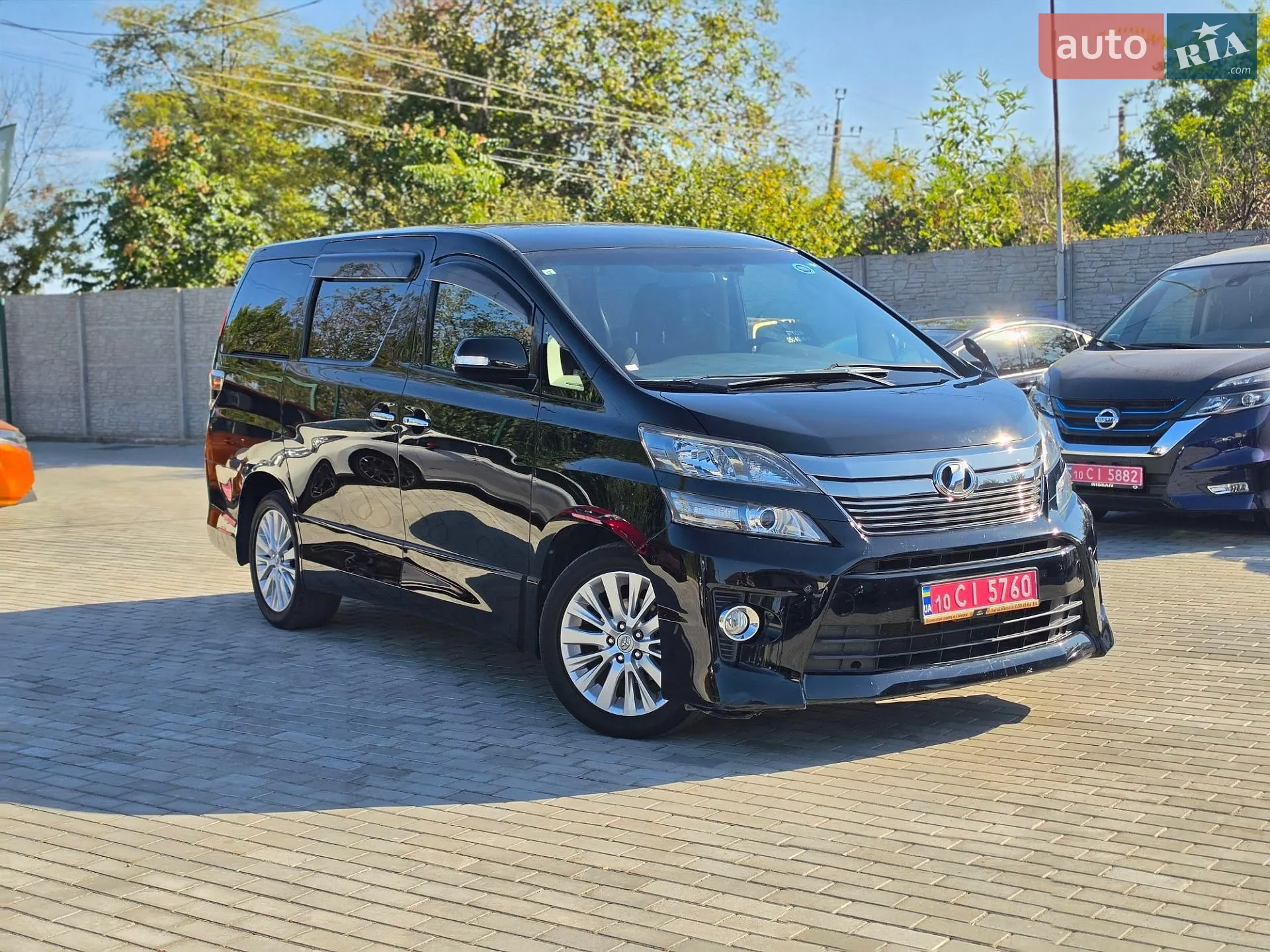 Toyota Vellfire, 2013