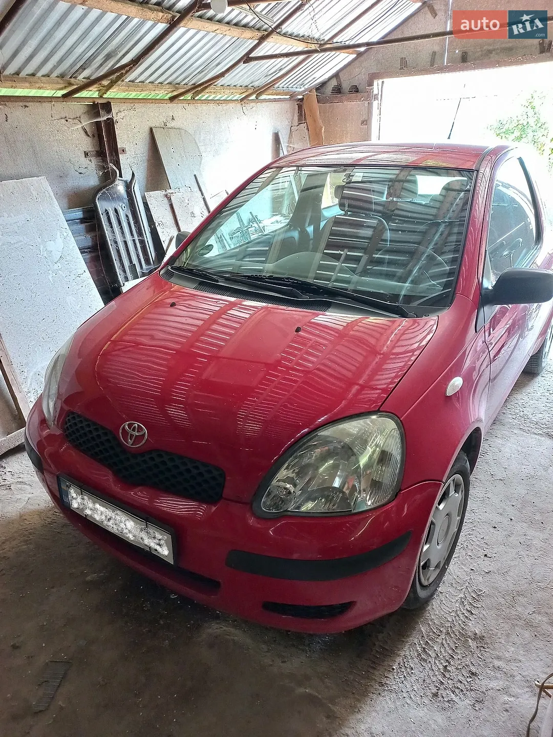 Toyota Yaris, 2004
