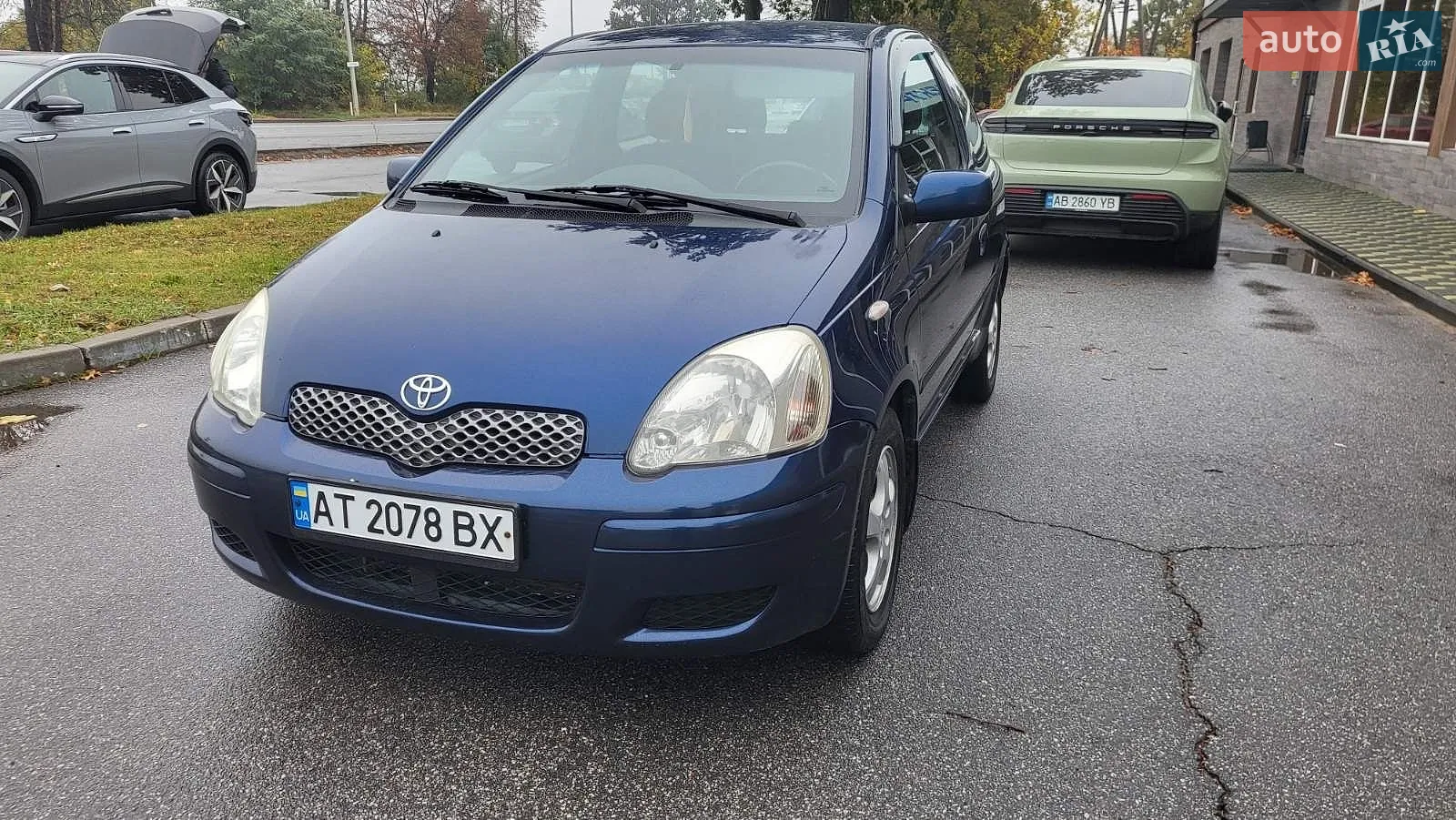 Toyota Yaris, 2003