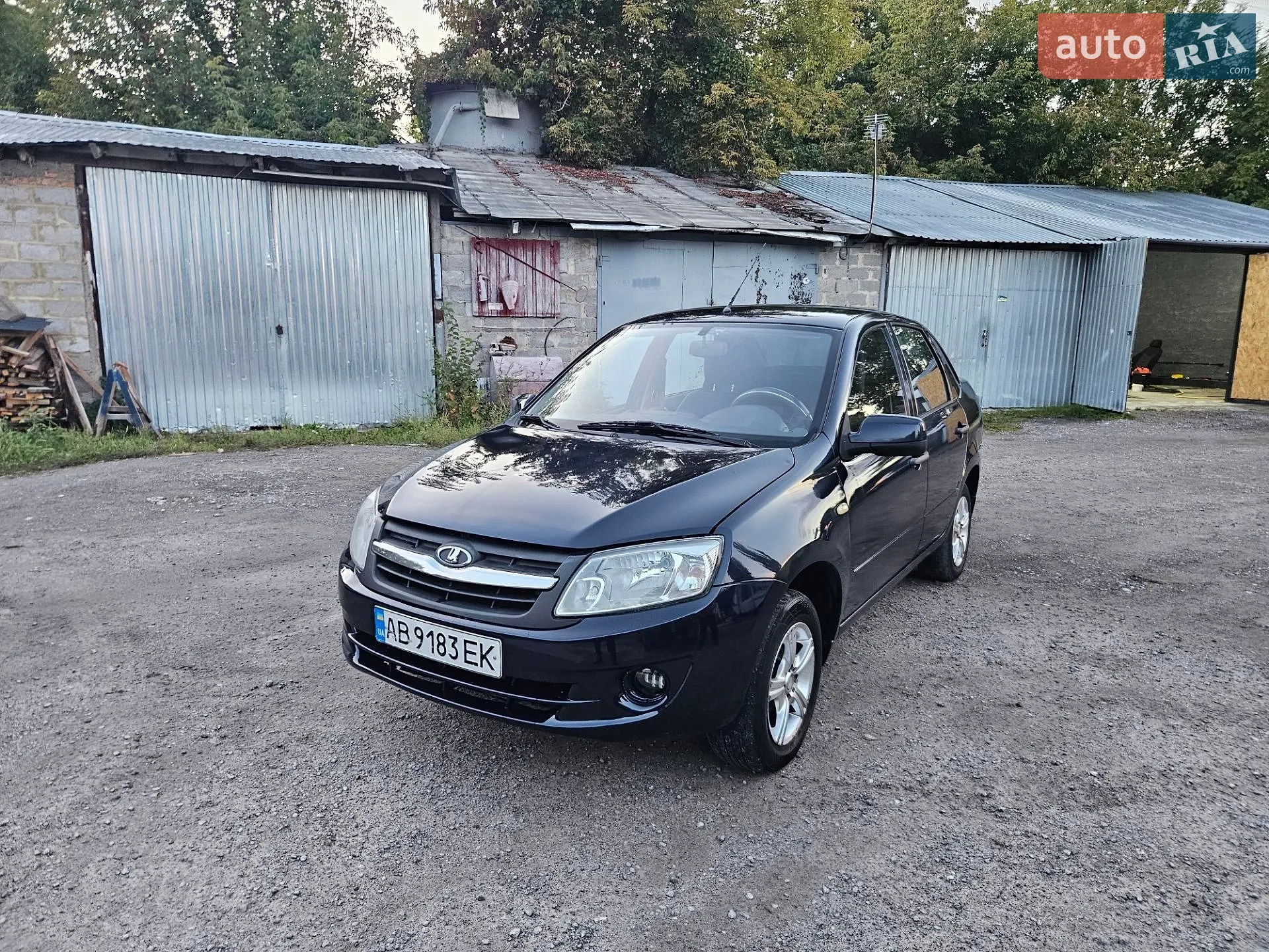 ВАЗ / Lada 2190 Granta, 2013
