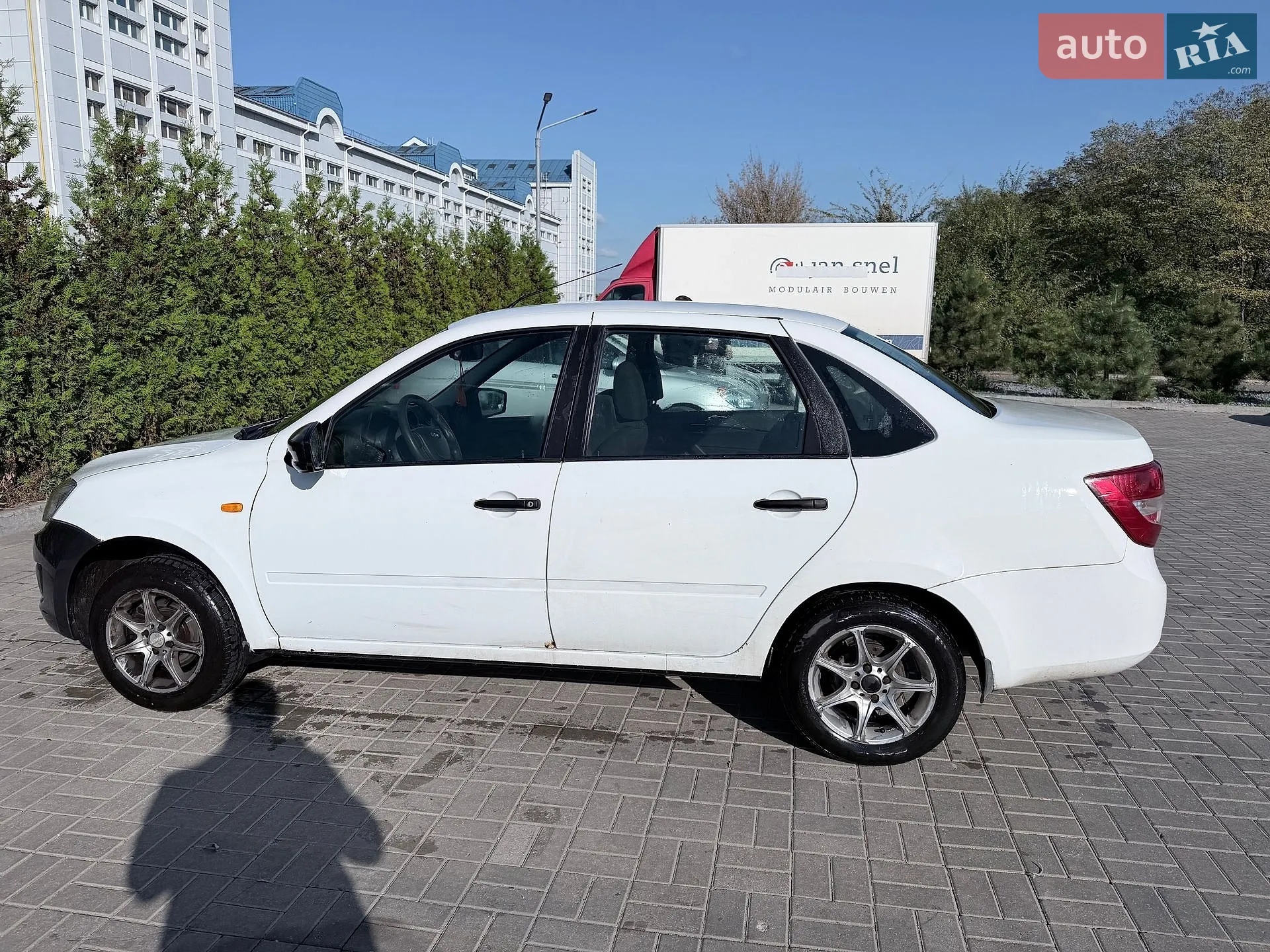 ВАЗ / Lada 2190 Granta, 2016