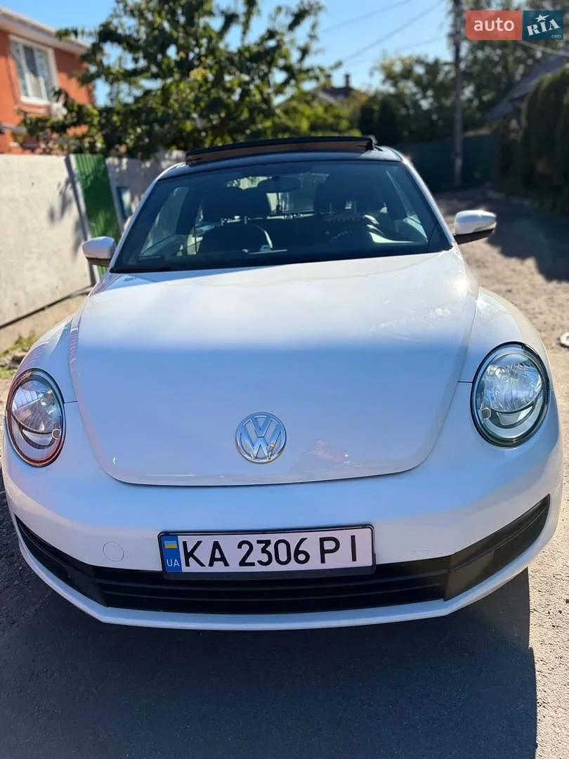 Volkswagen Beetle, 2011