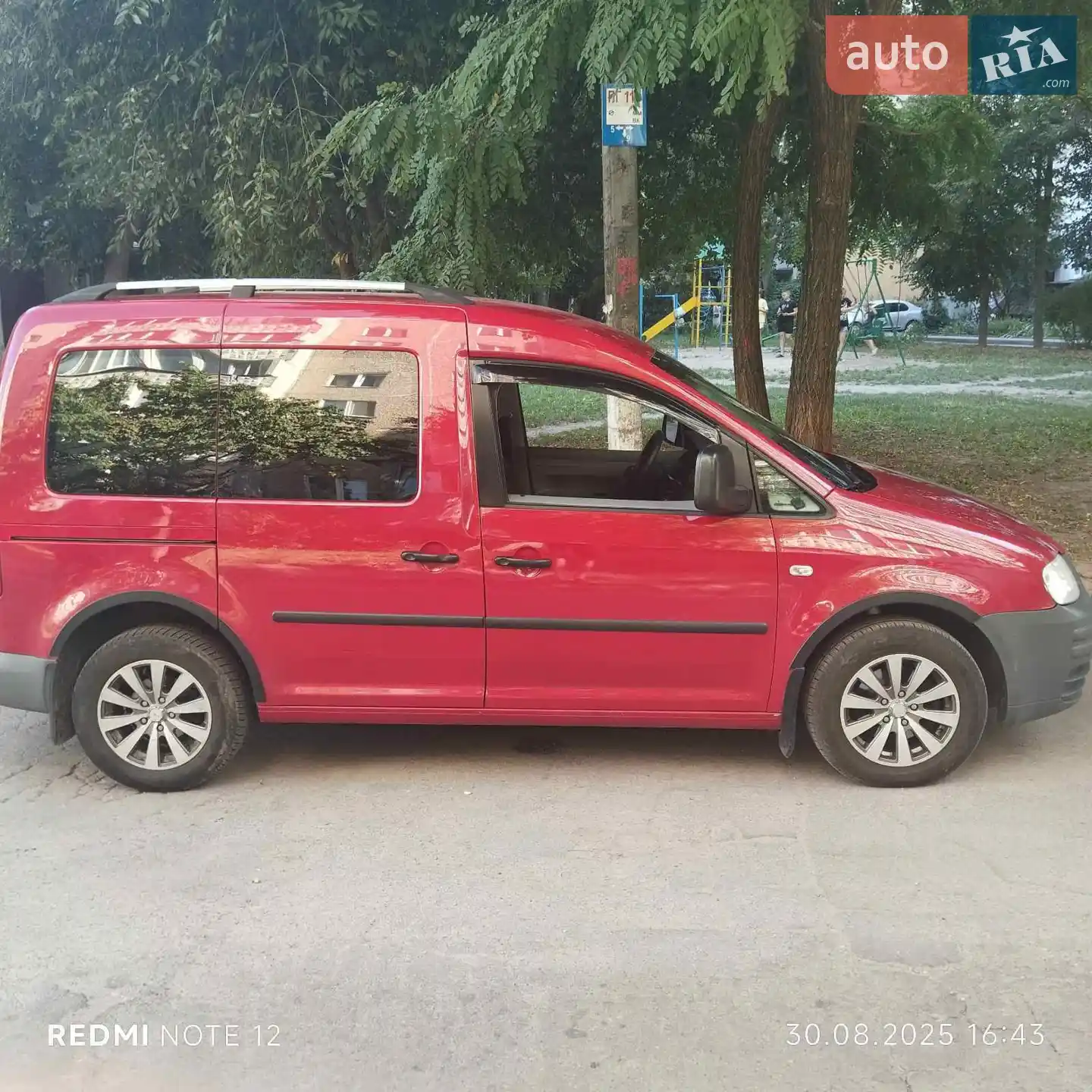 Volkswagen Caddy, 2010