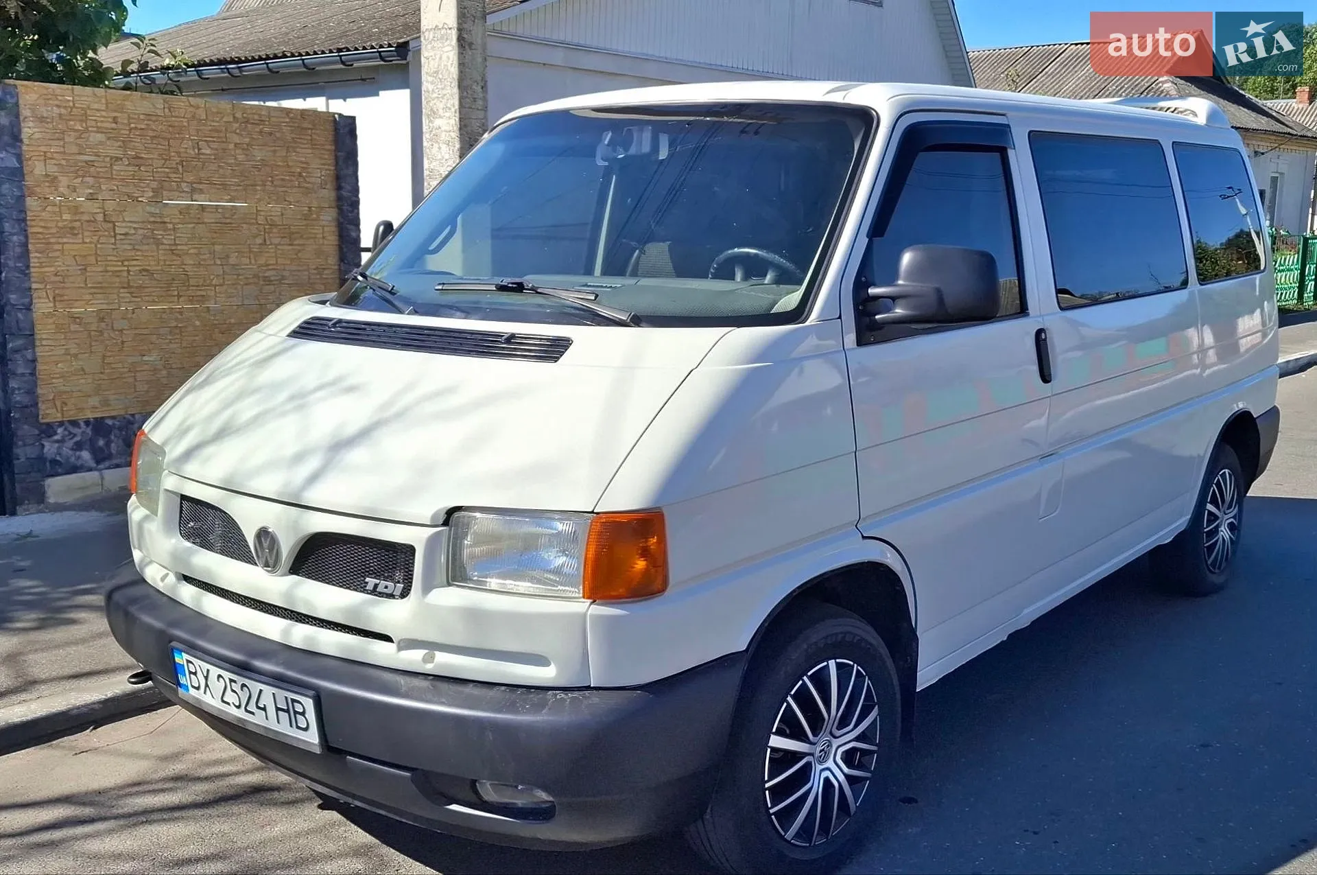 Volkswagen Caravelle, 2003