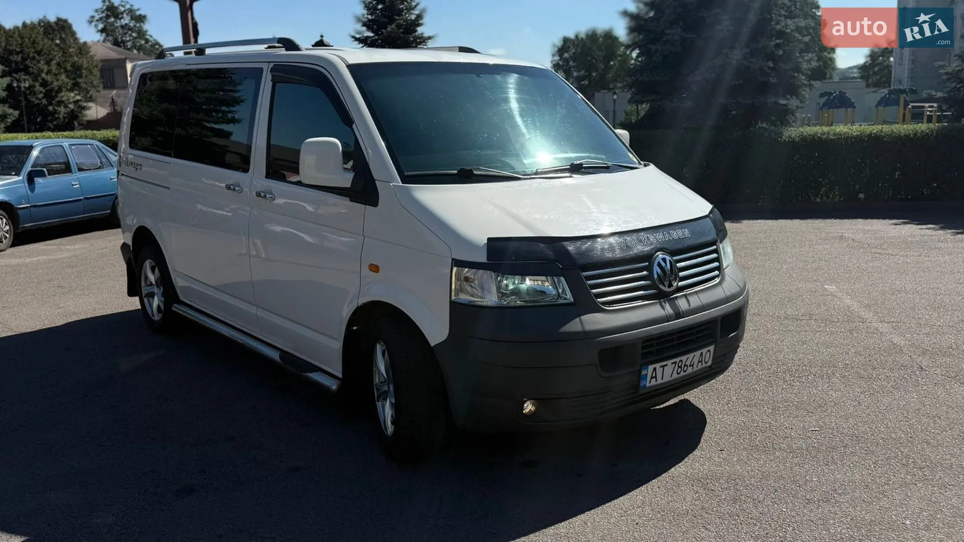 Volkswagen Caravelle, 2004