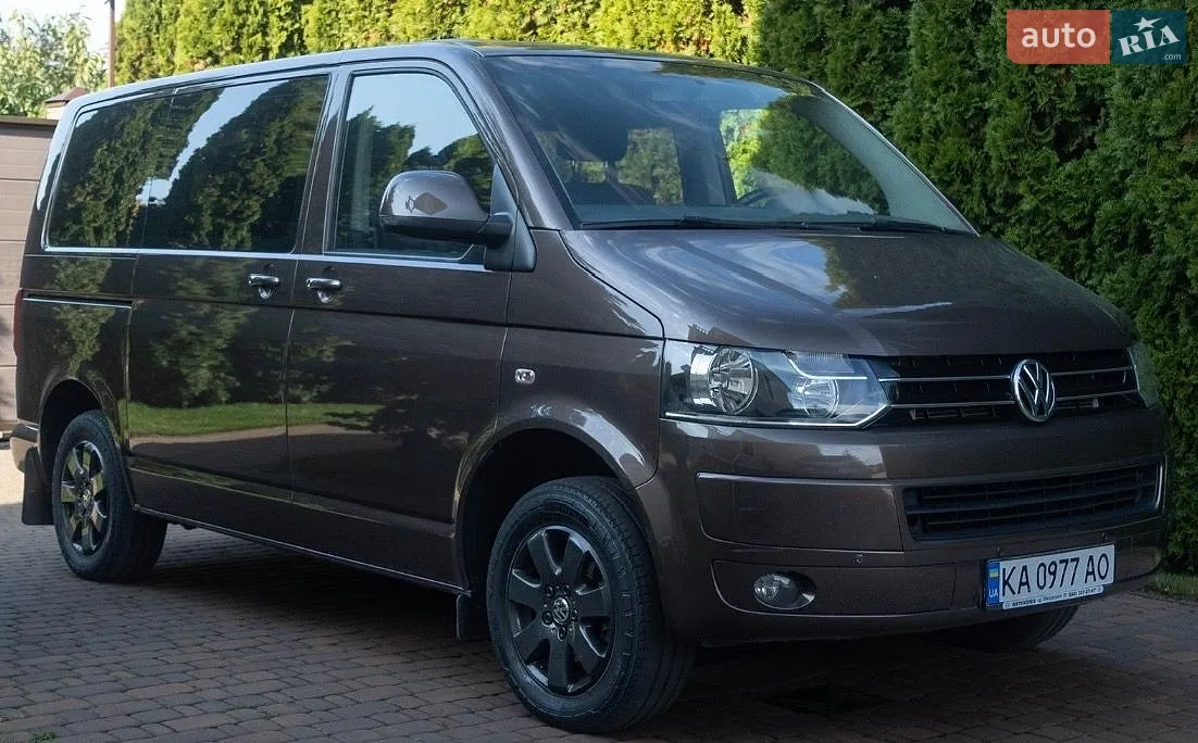 Volkswagen Caravelle, 2013