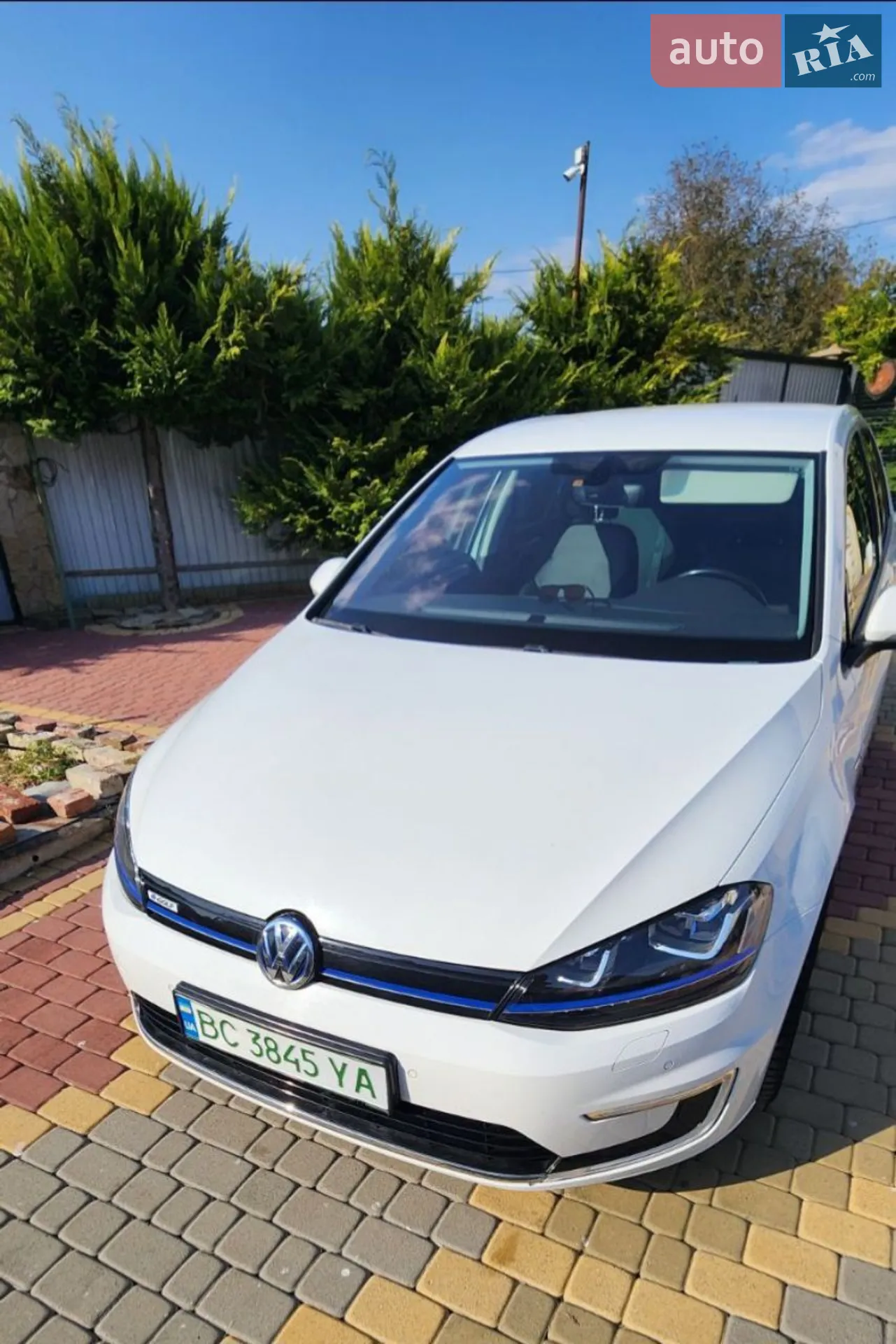 Volkswagen e-Golf, 2016