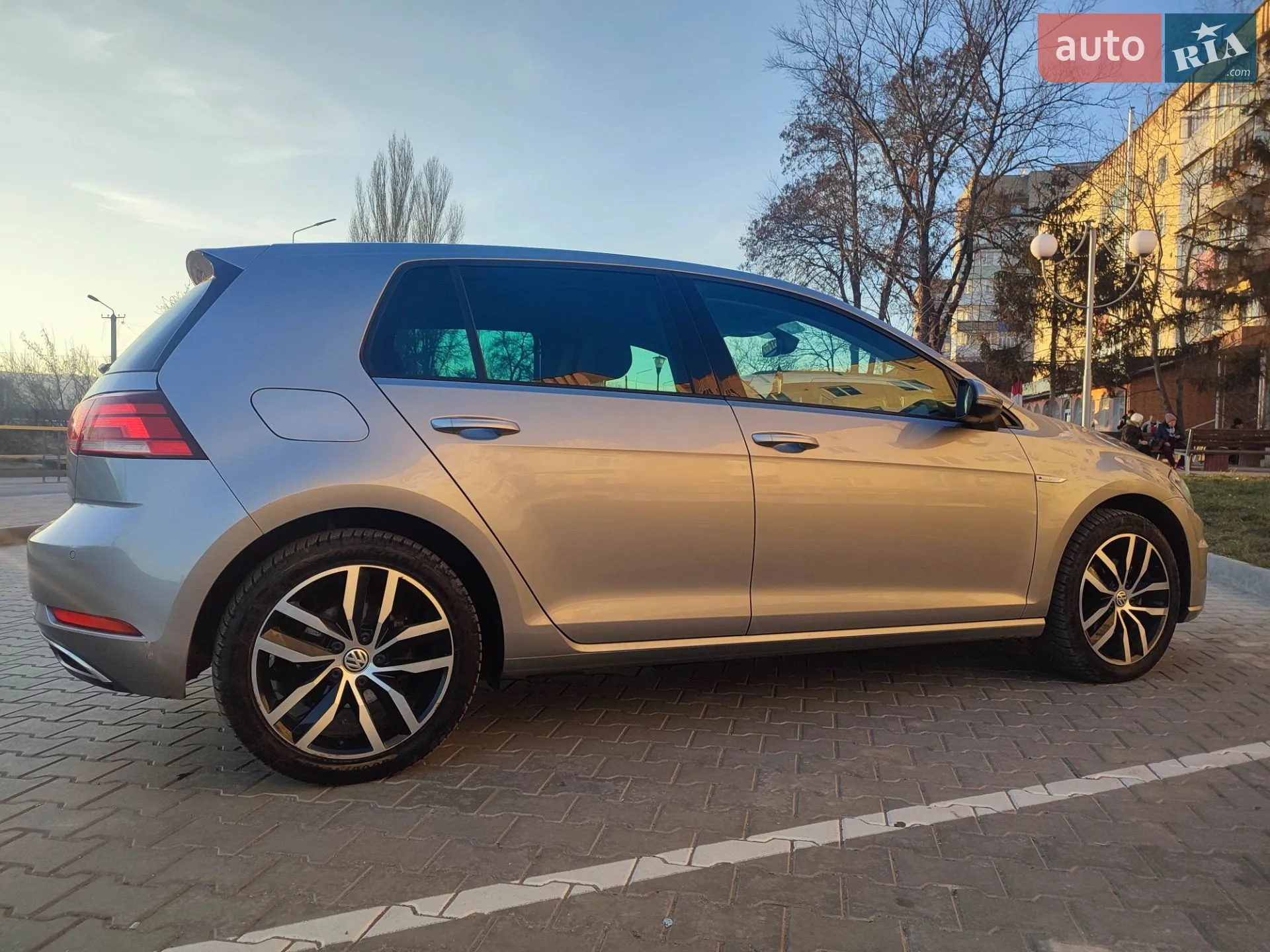 Volkswagen e-Golf, 2017