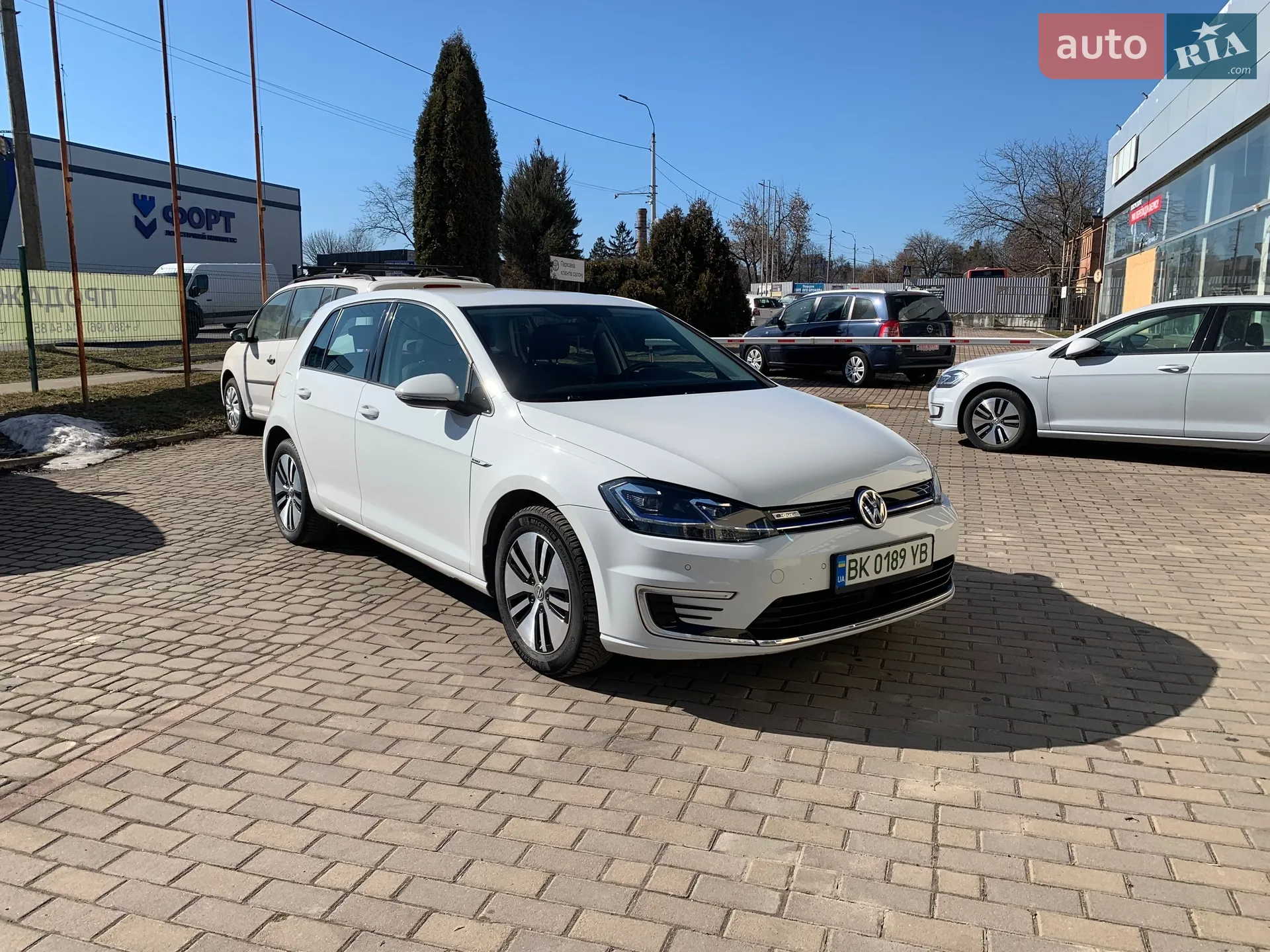 Volkswagen e-Golf, 2019