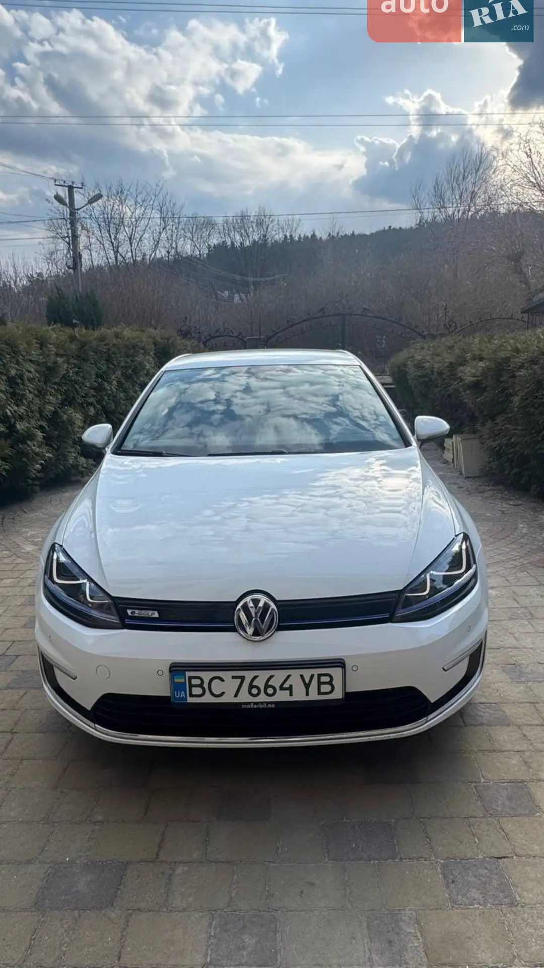 Volkswagen e-Golf, 2014
