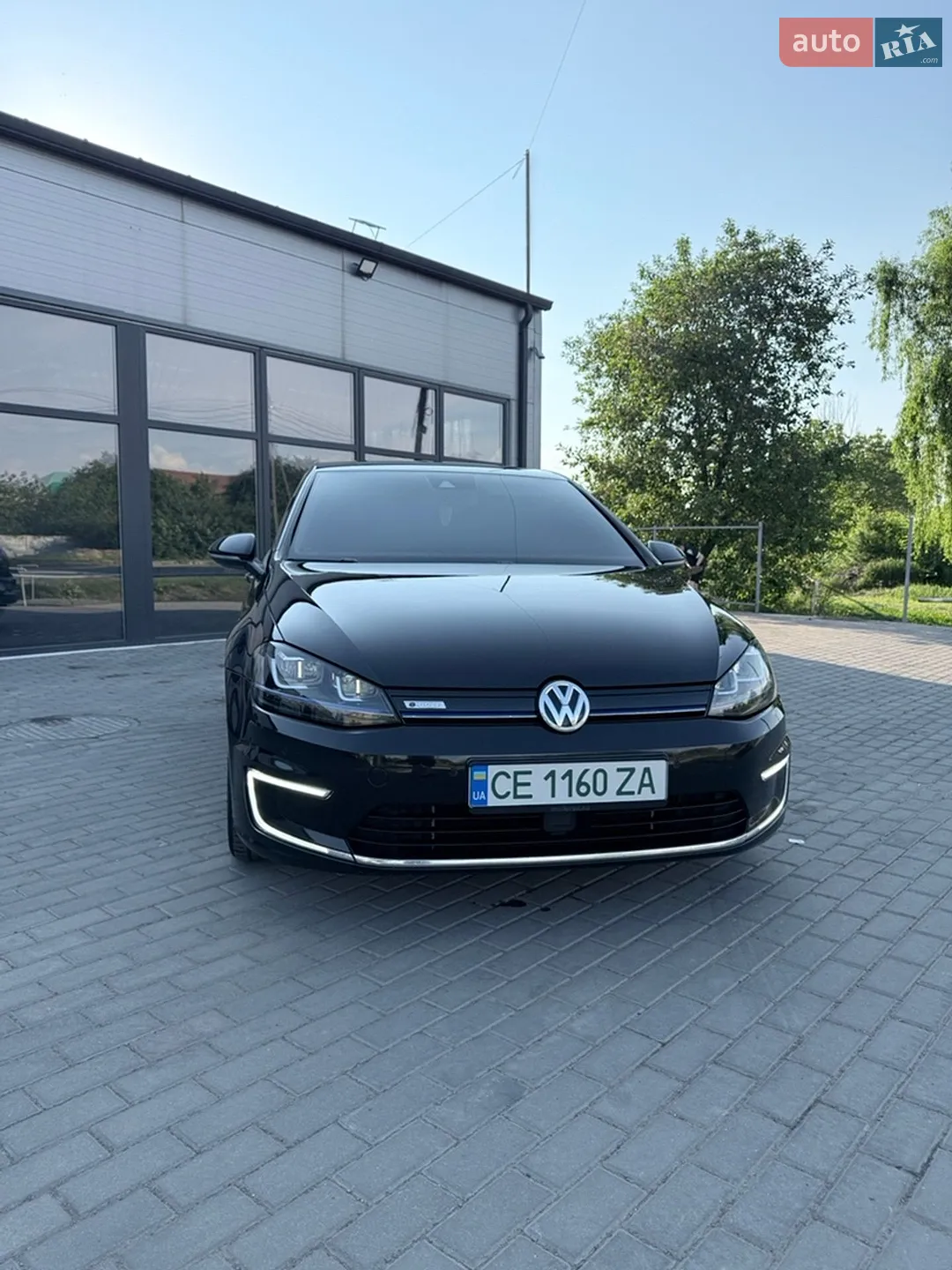 Volkswagen e-Golf, 2014