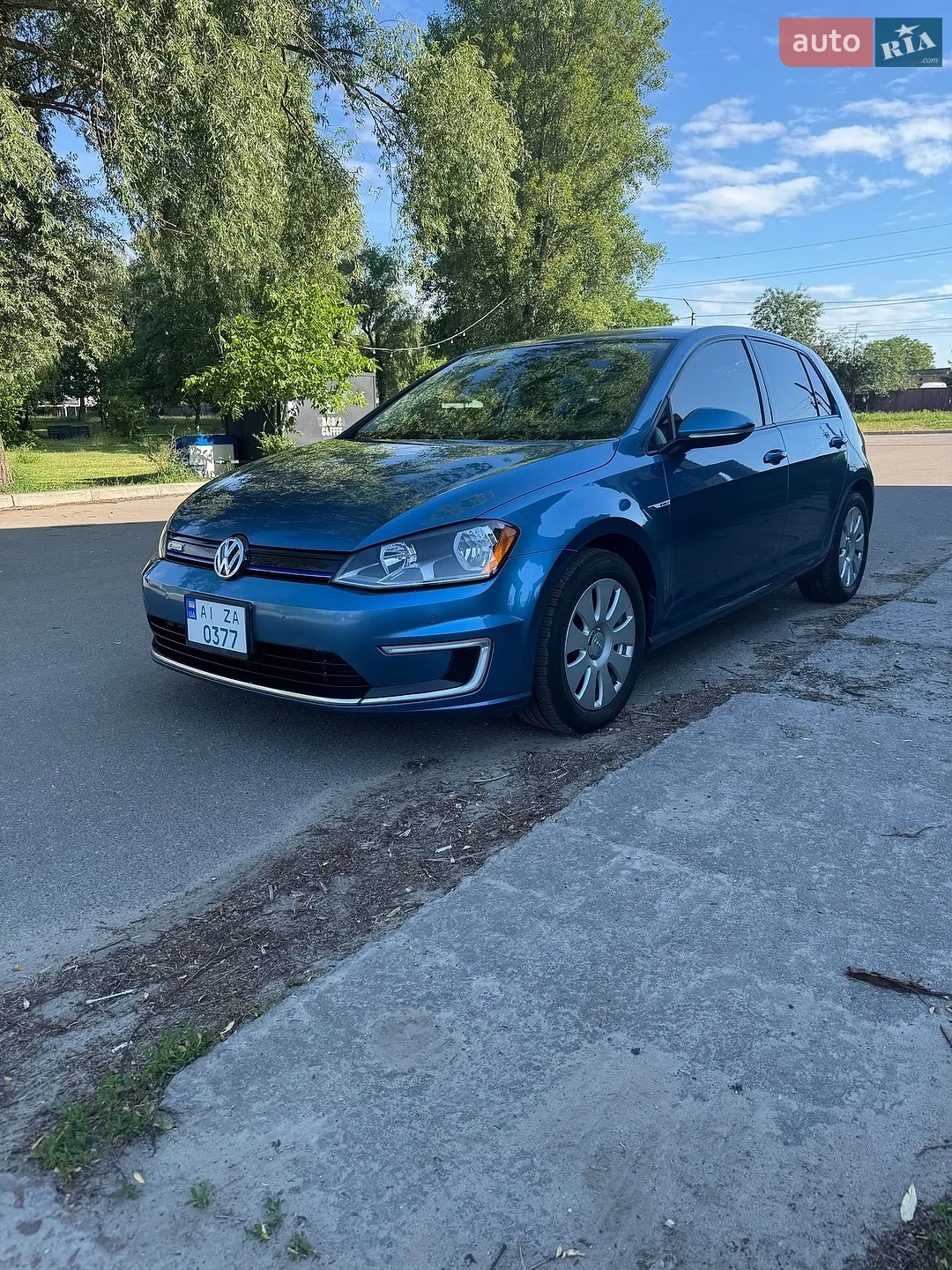 Volkswagen e-Golf, 2015