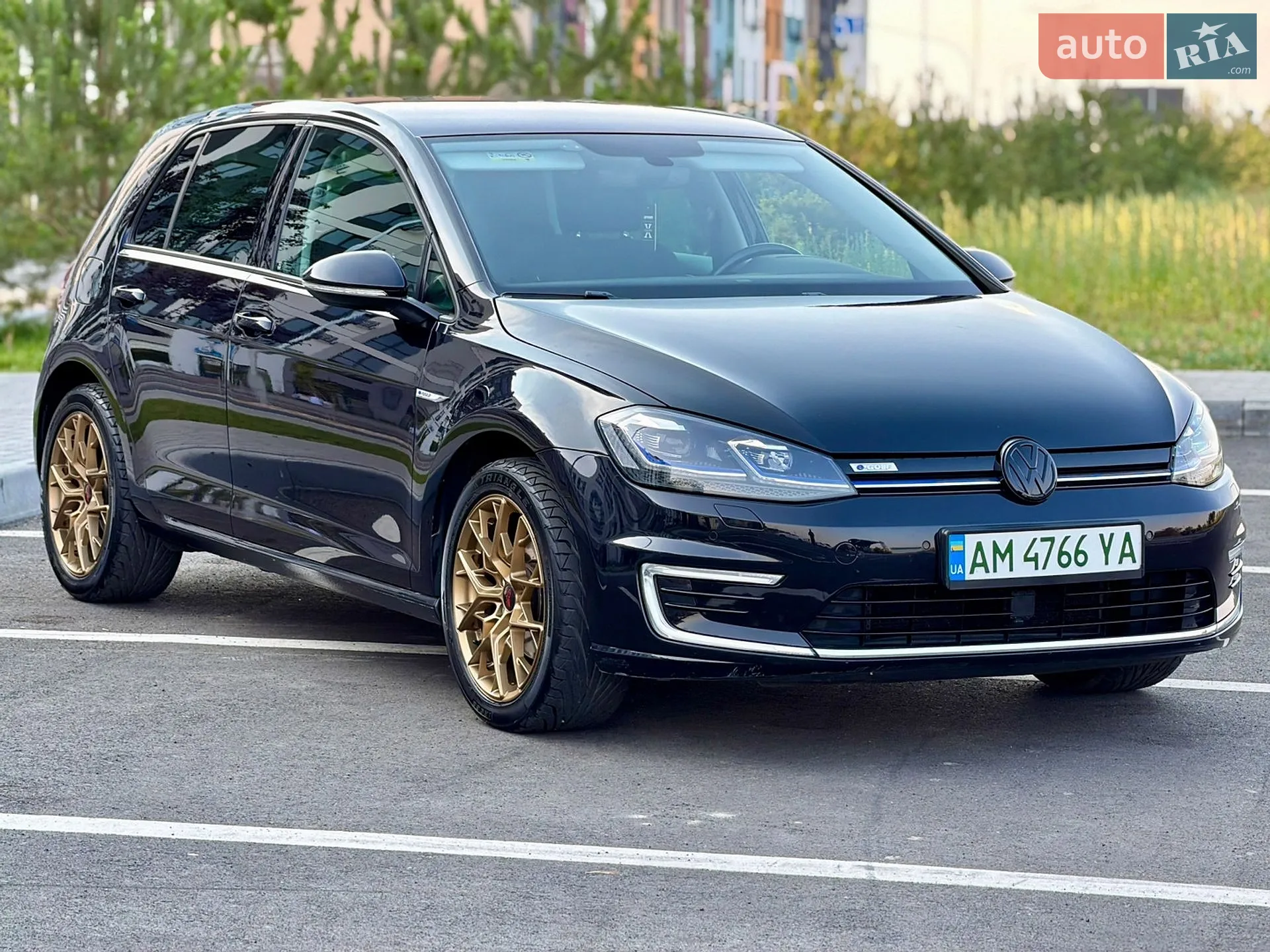 Volkswagen e-Golf, 2019