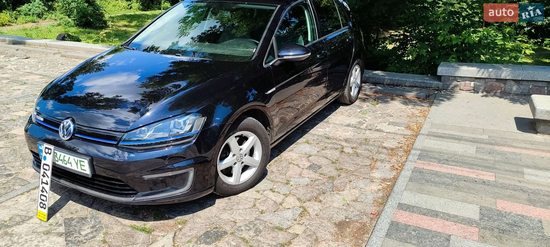 Volkswagen e-Golf, 2015