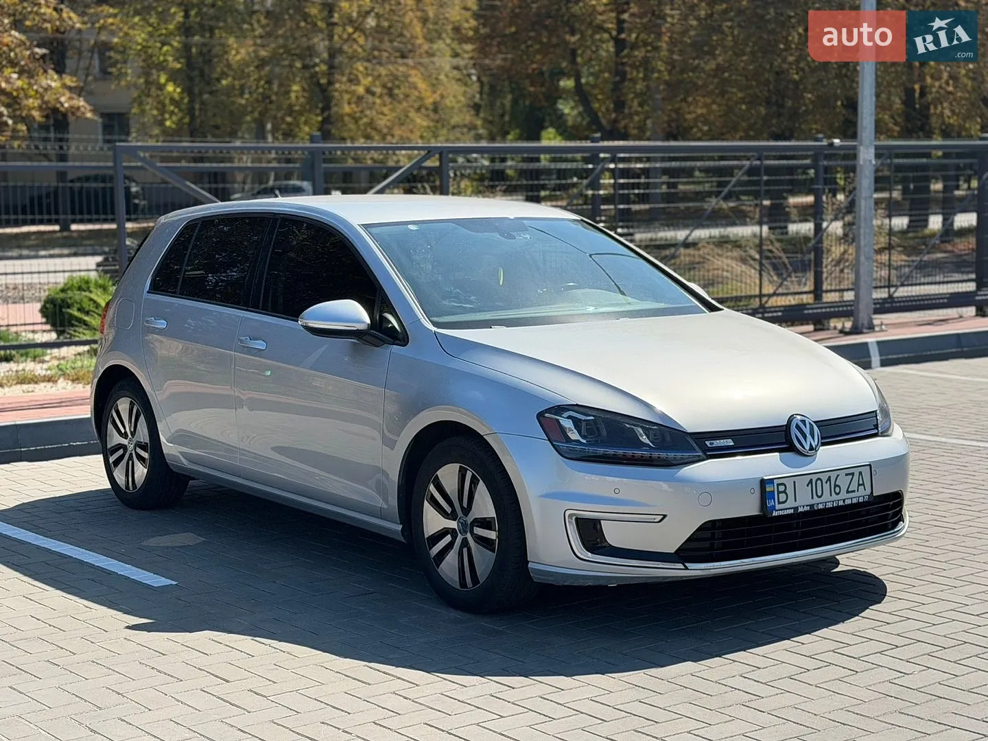 Volkswagen e-Golf, 2014