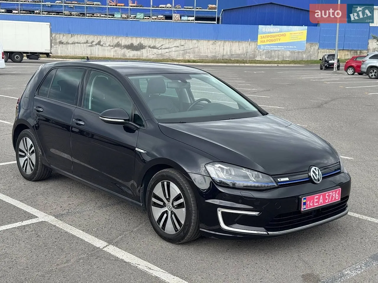 Volkswagen e-Golf, 2014