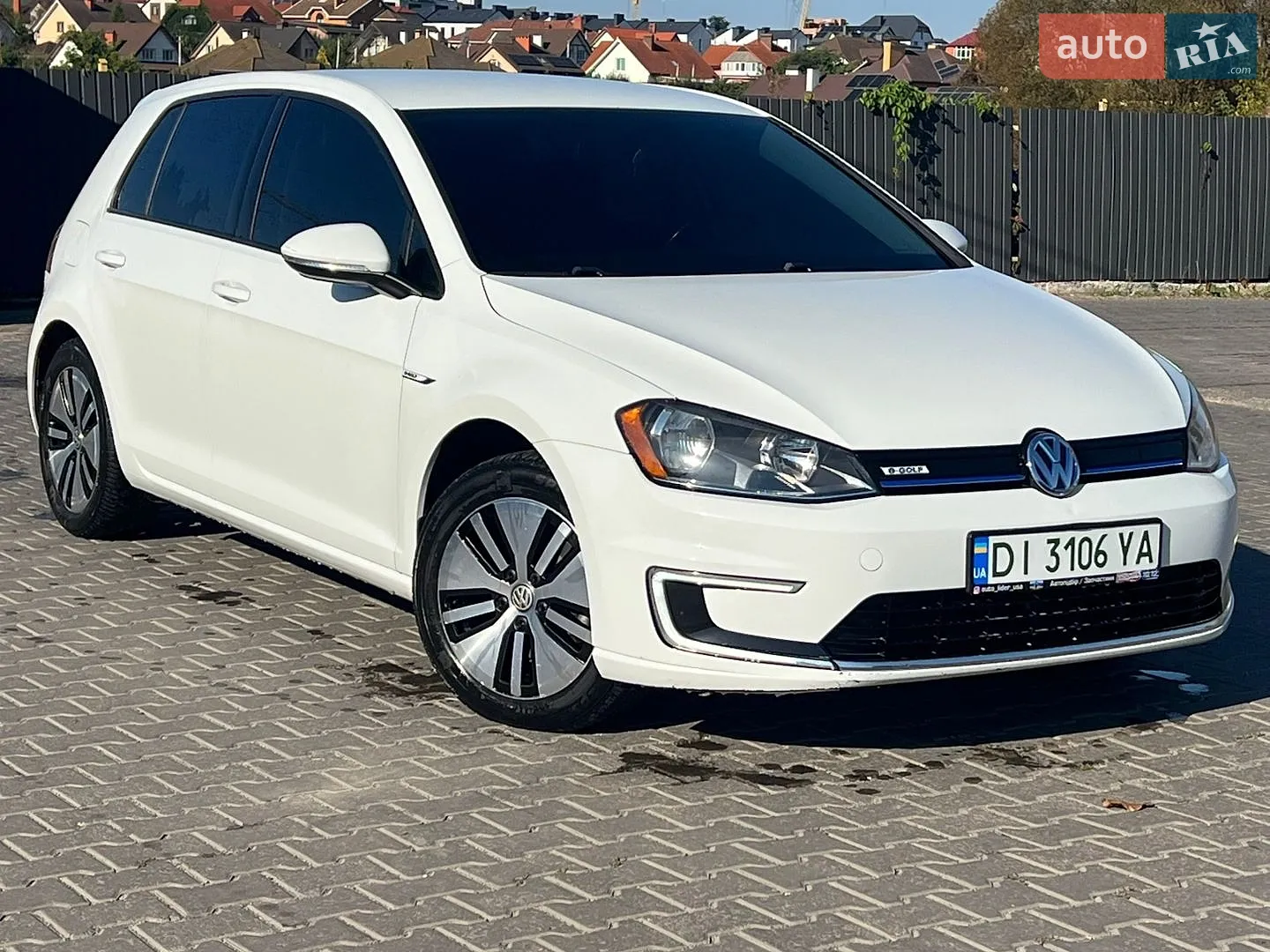 Volkswagen e-Golf, 2016