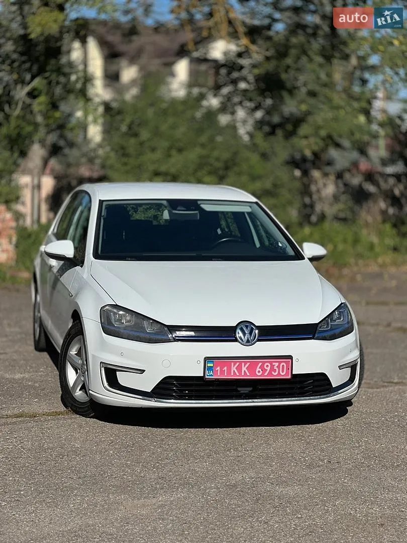 Volkswagen e-Golf, 2014