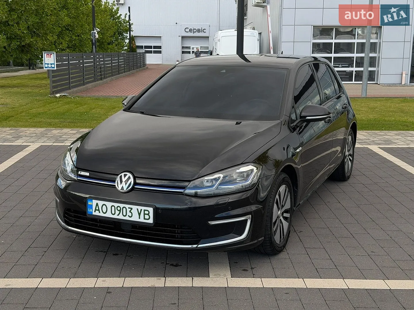 Volkswagen e-Golf, 2017