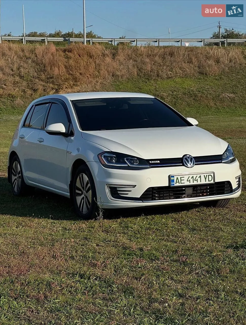 Volkswagen e-Golf, 2019