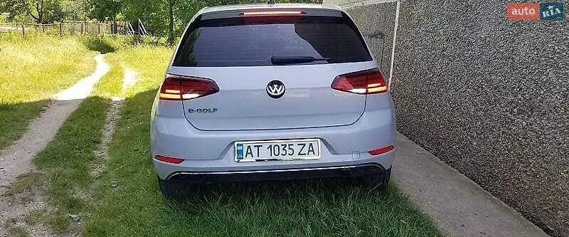 Volkswagen e-Golf, 2017
