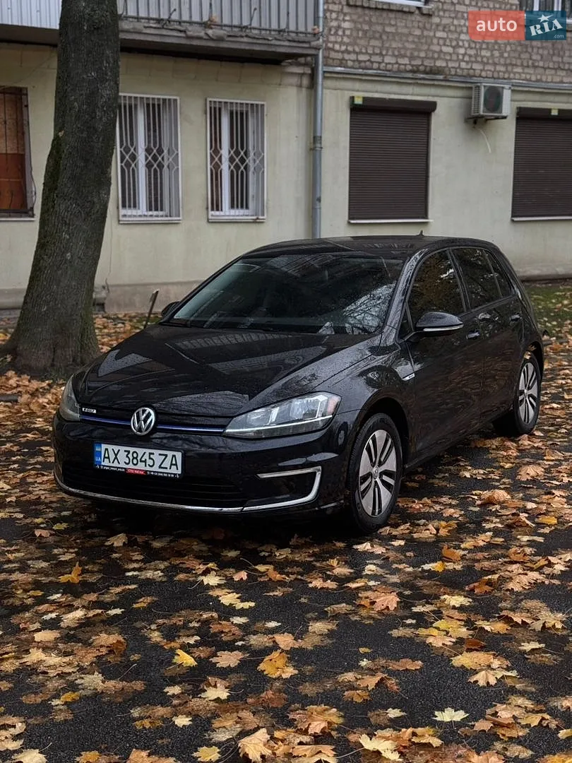 Volkswagen e-Golf, 2017