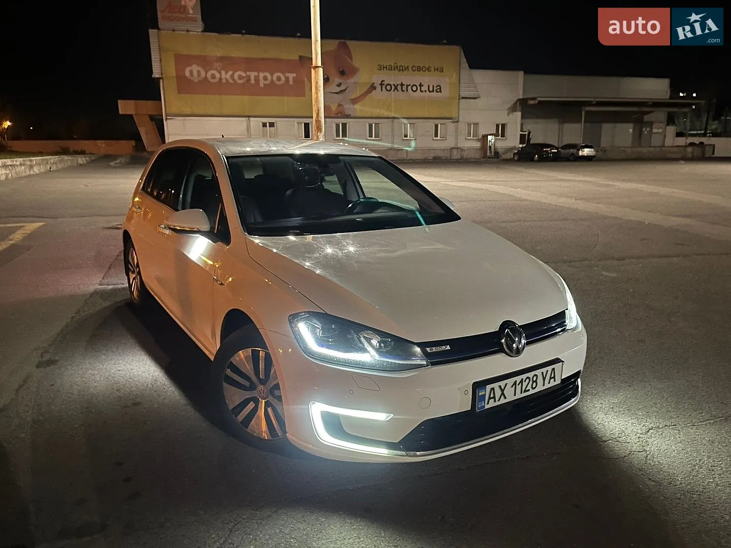 Volkswagen e-Golf, 2017