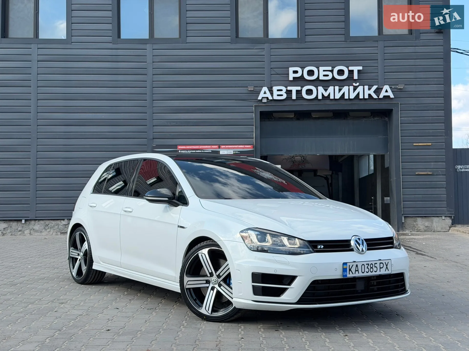 Volkswagen Golf R, 2015