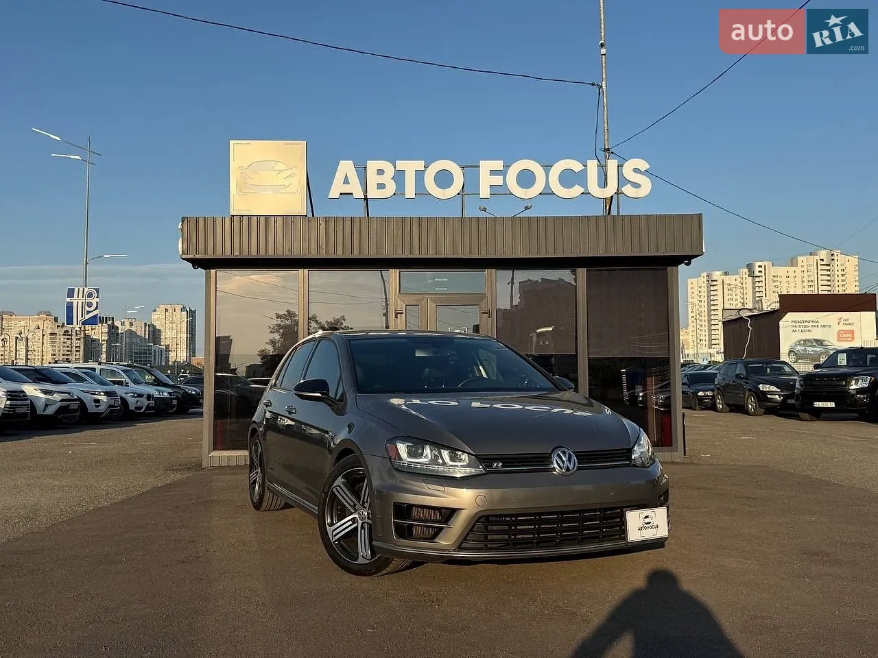 Volkswagen Golf R, 2015