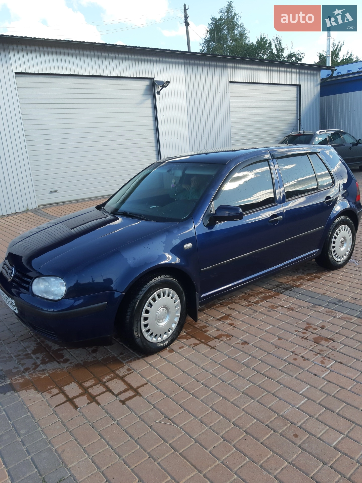 Volkswagen Golf, 2000