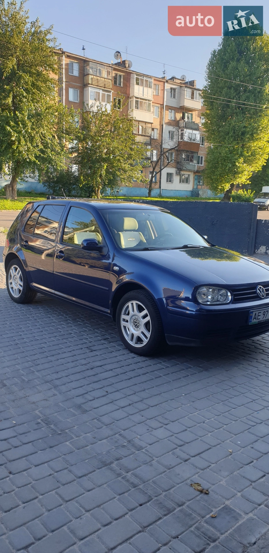 Volkswagen Golf, 2000