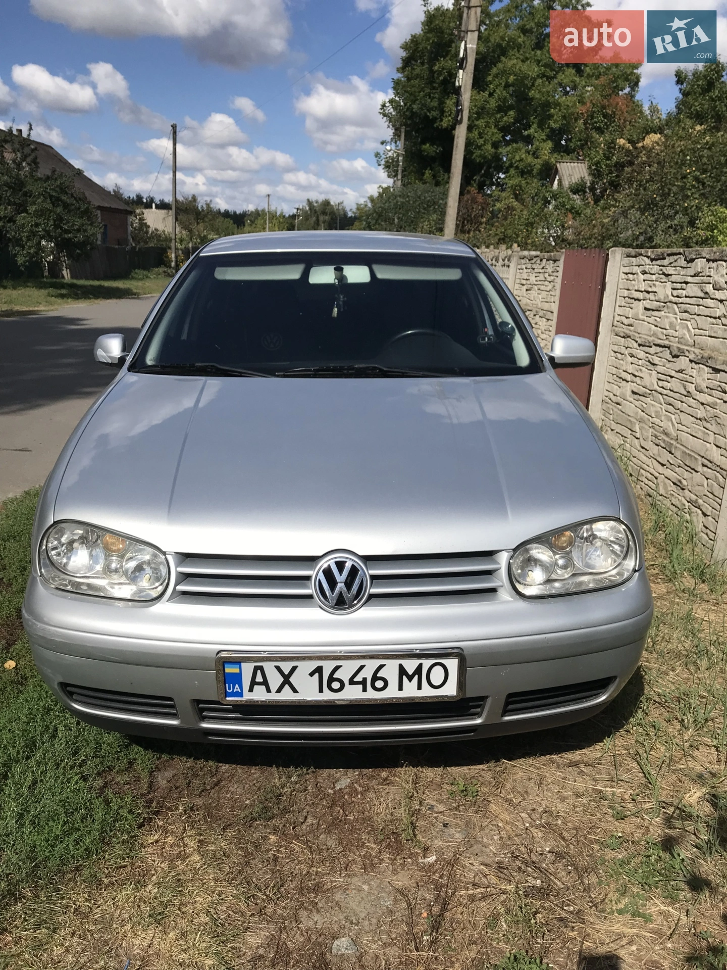 Volkswagen Golf, 2001