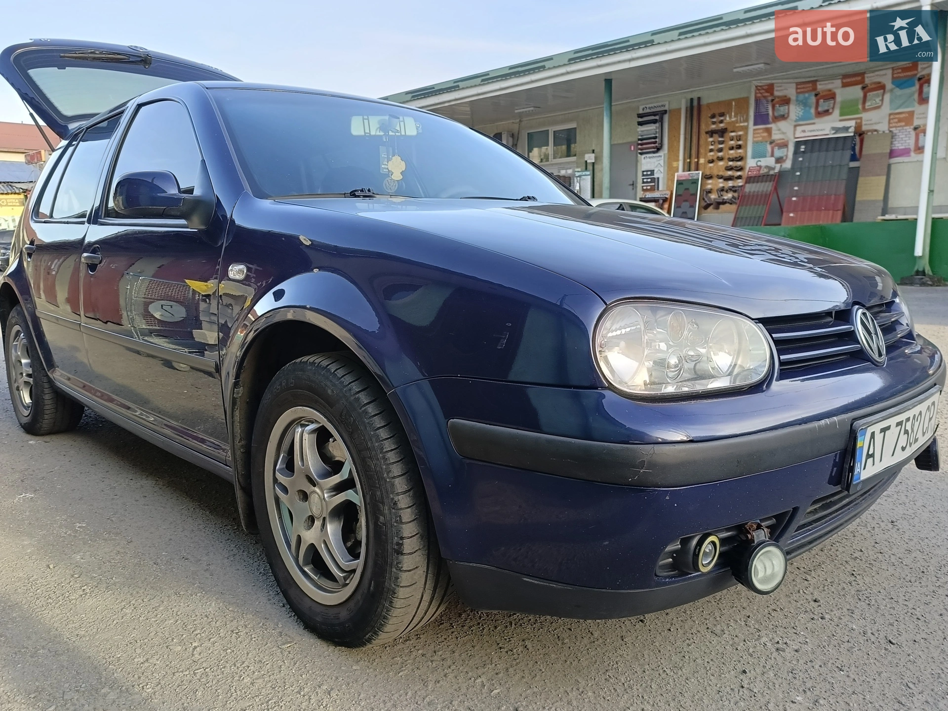 Volkswagen Golf, 2002
