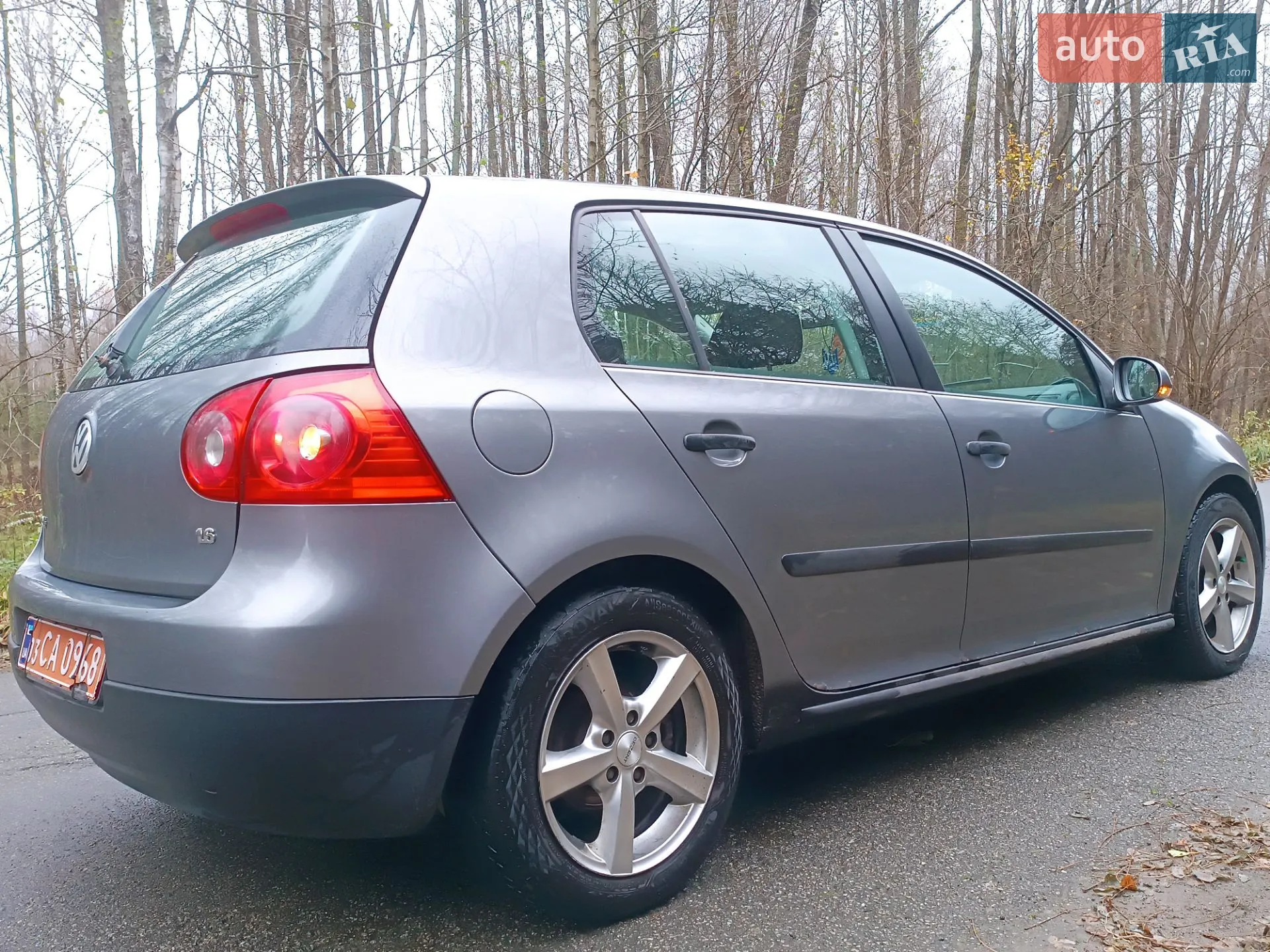 Volkswagen Golf, 2005