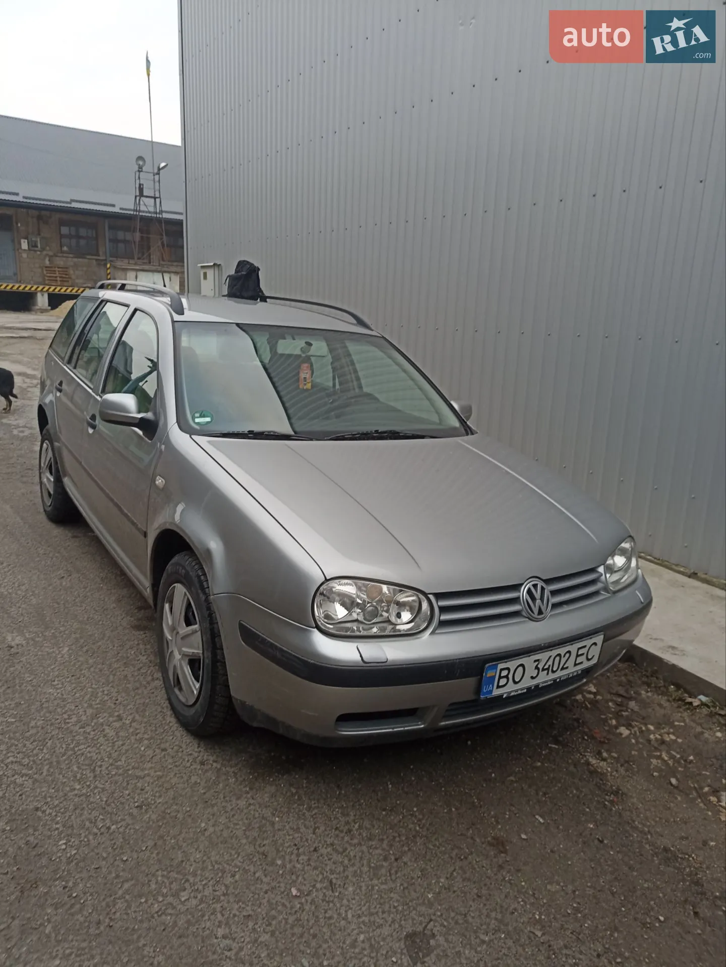 Volkswagen Golf, 2001