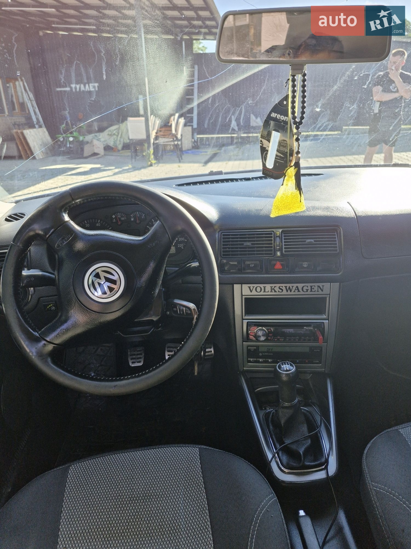 Volkswagen Golf, 2001