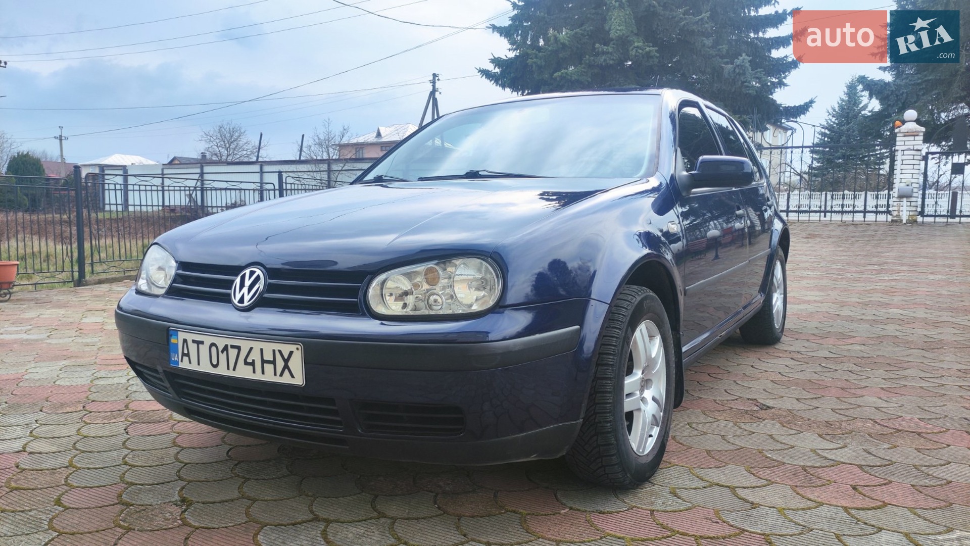 Volkswagen Golf, 2001