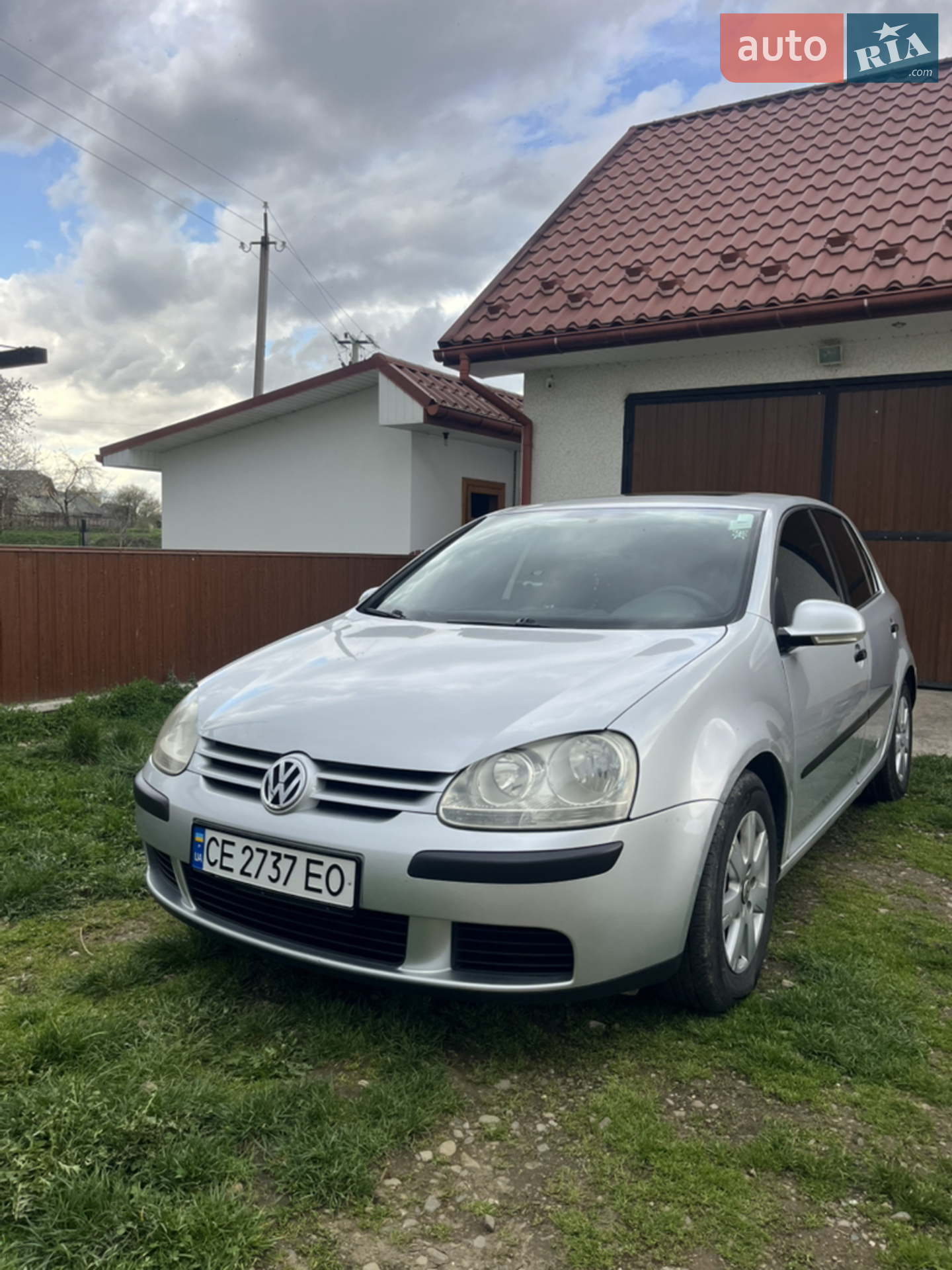 Volkswagen Golf, 2004