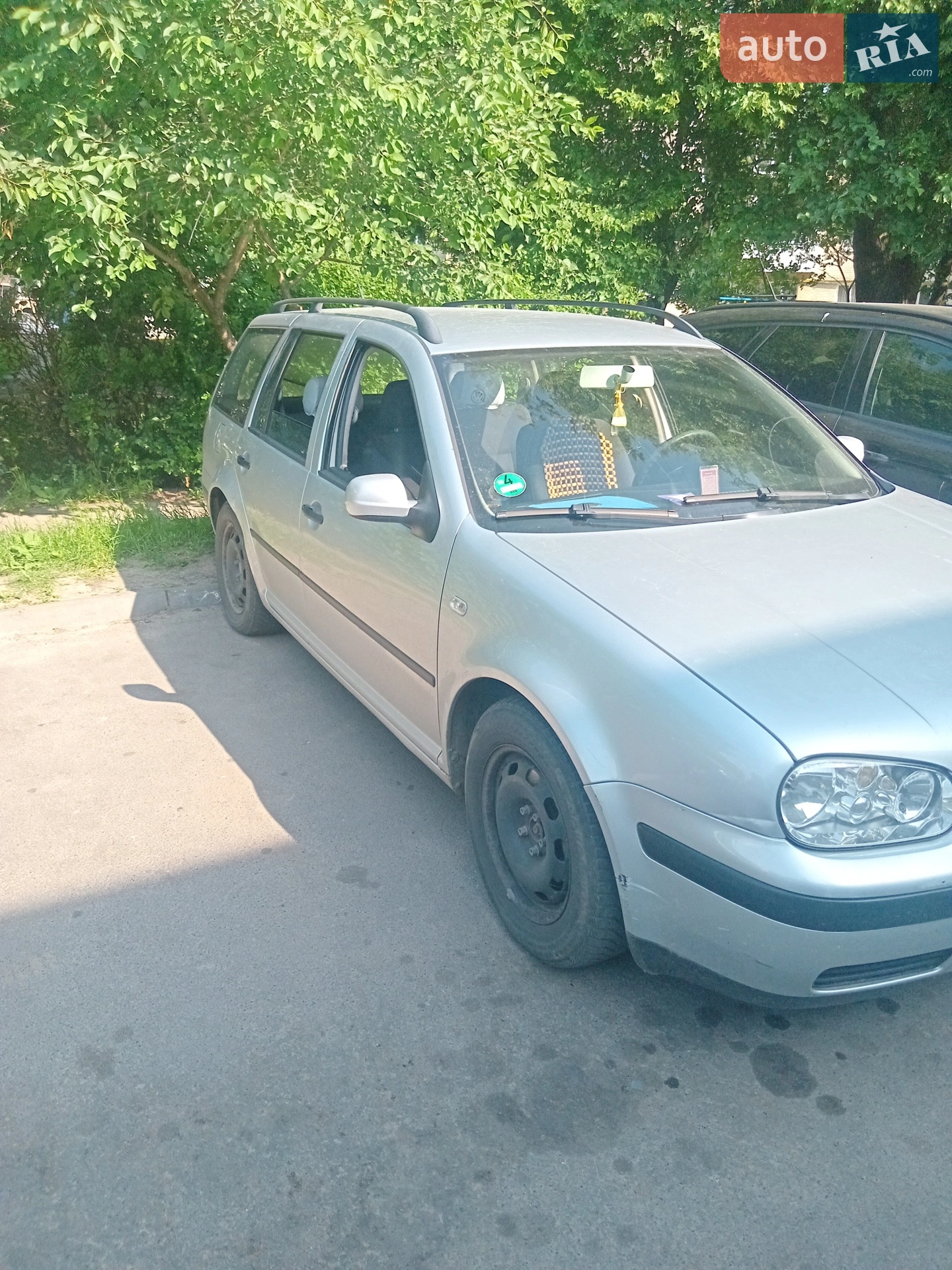 Volkswagen Golf, 2004