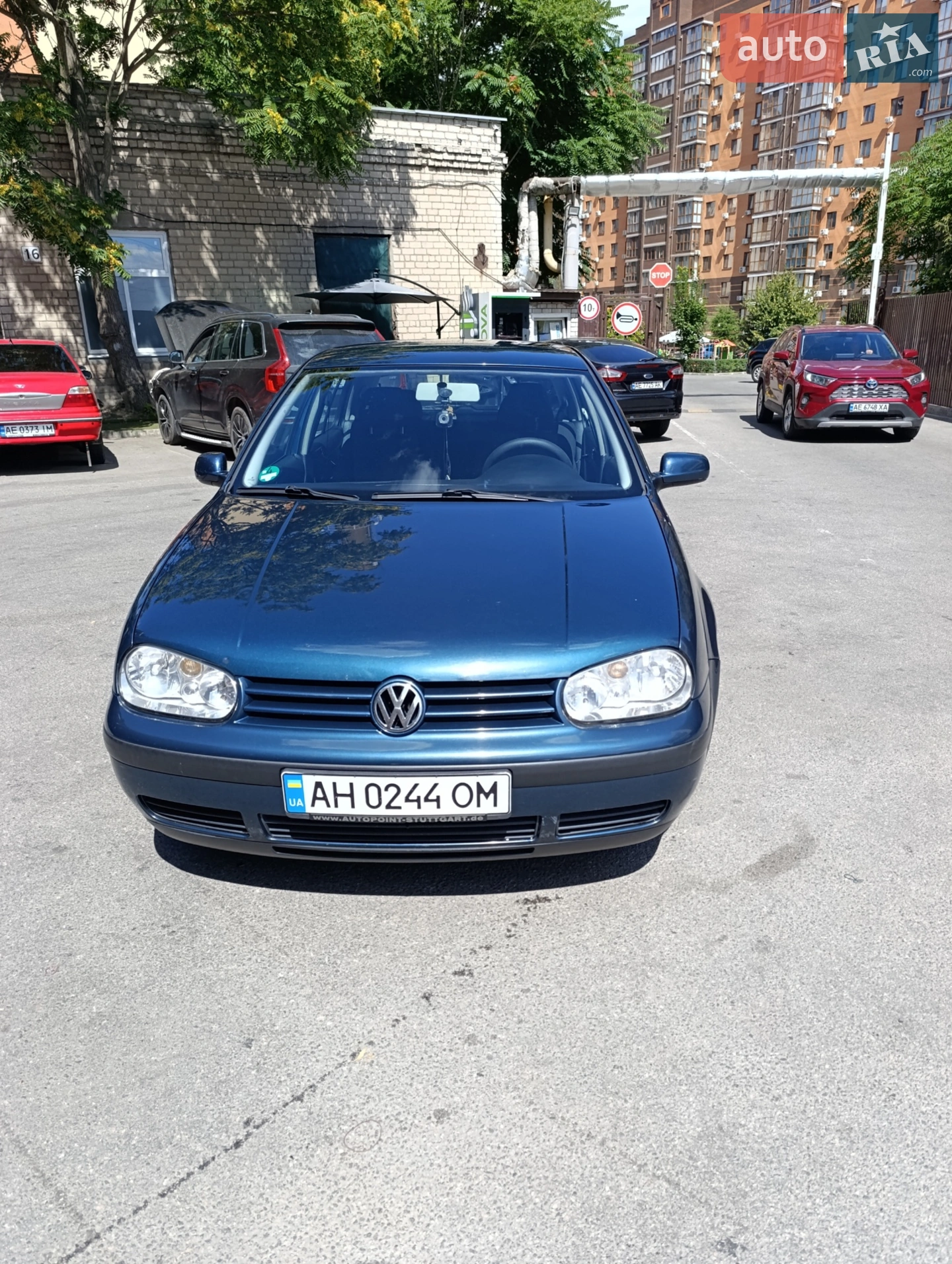 Volkswagen Golf, 2001