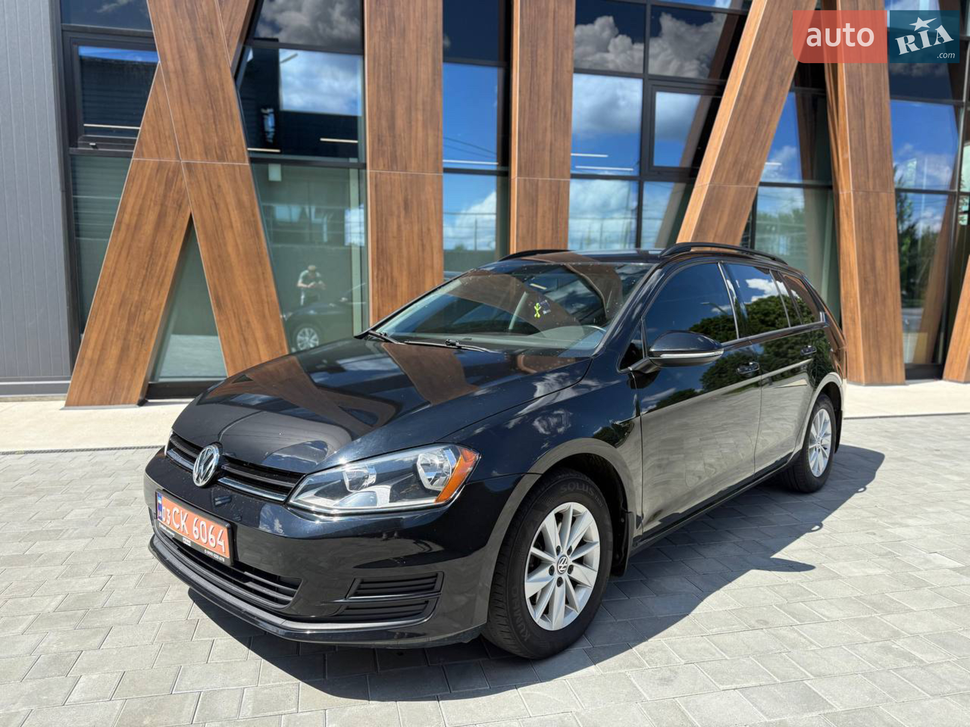 Volkswagen Golf, 2016