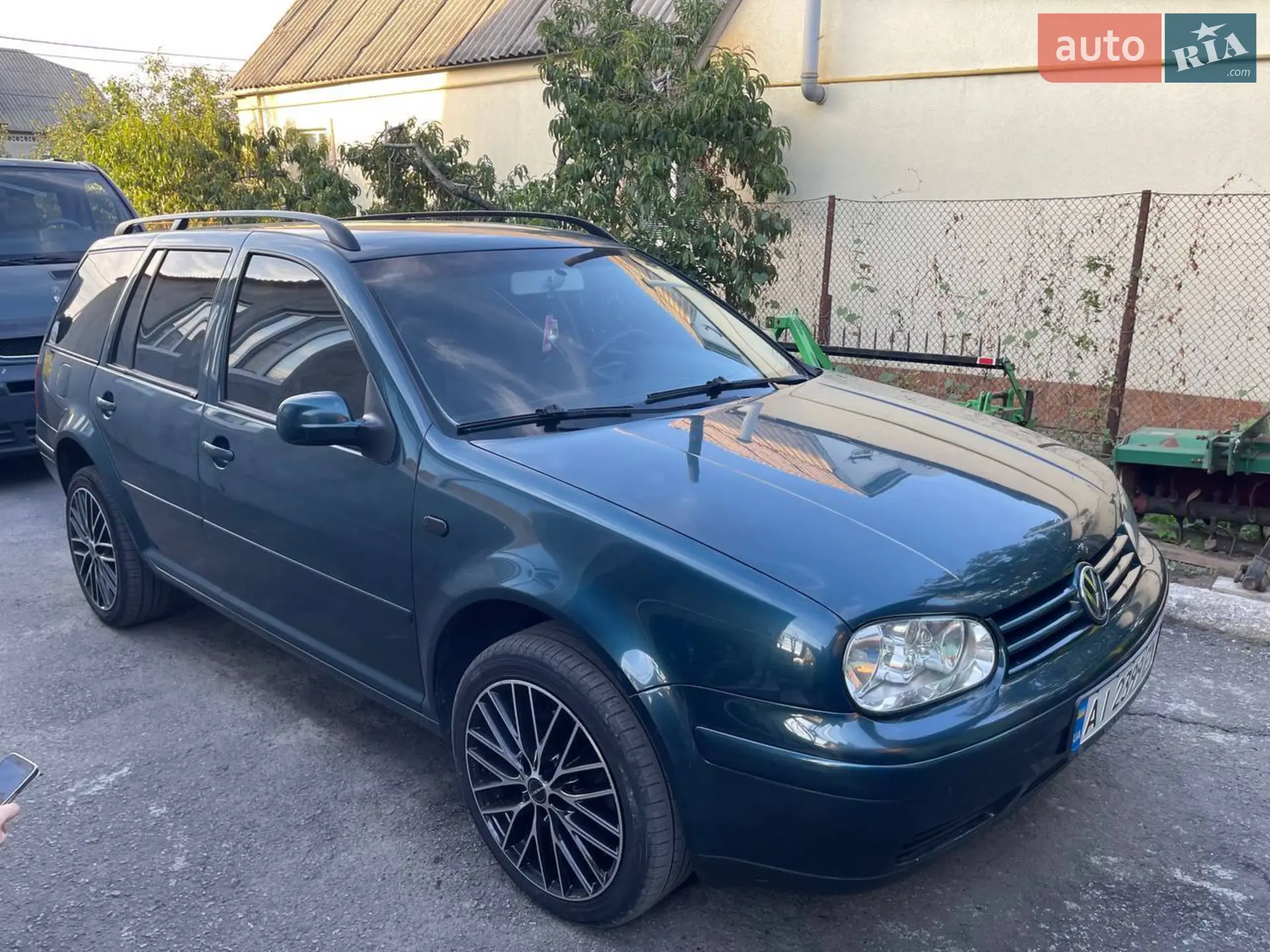 Volkswagen Golf, 2003