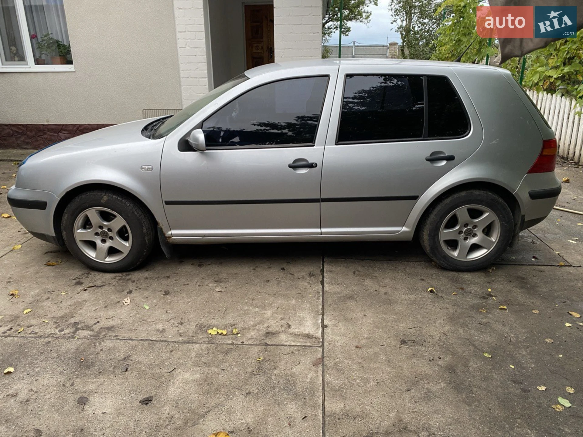 Volkswagen Golf, 2003